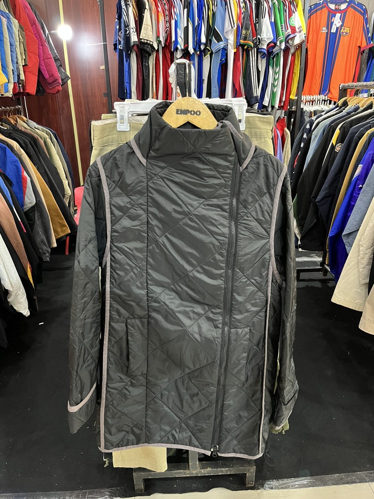 Vivienne Westwood Vivienne Westwood Color Black Down Coat Jacket Size US M / EU 48-50 / 2 - 1 Thumbnail