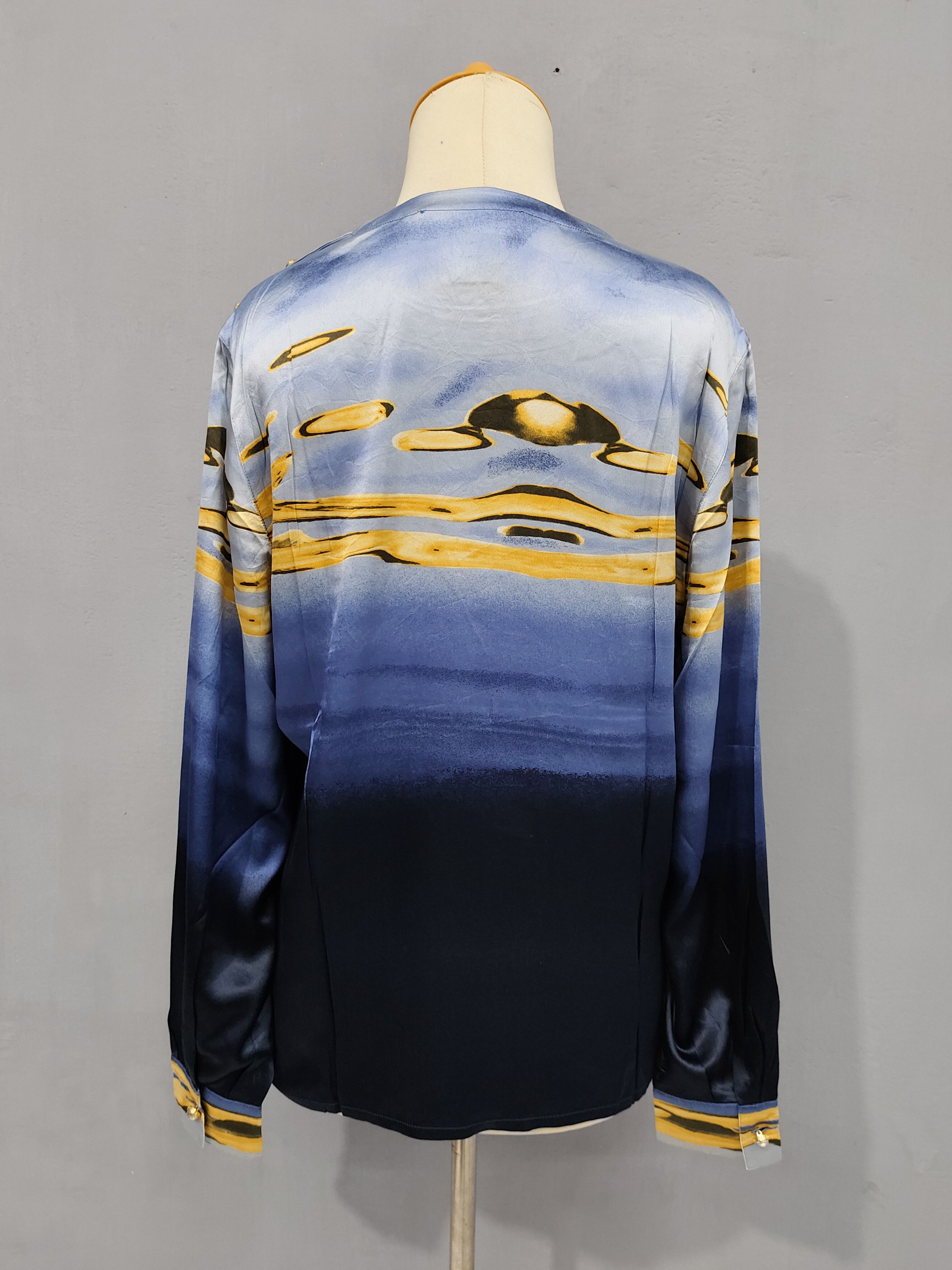 Escada RARE 💥Vtg Escada💥 Sea Gradation Colour Silk Blouses Size L / US 10 / IT 46 - 4 Thumbnail