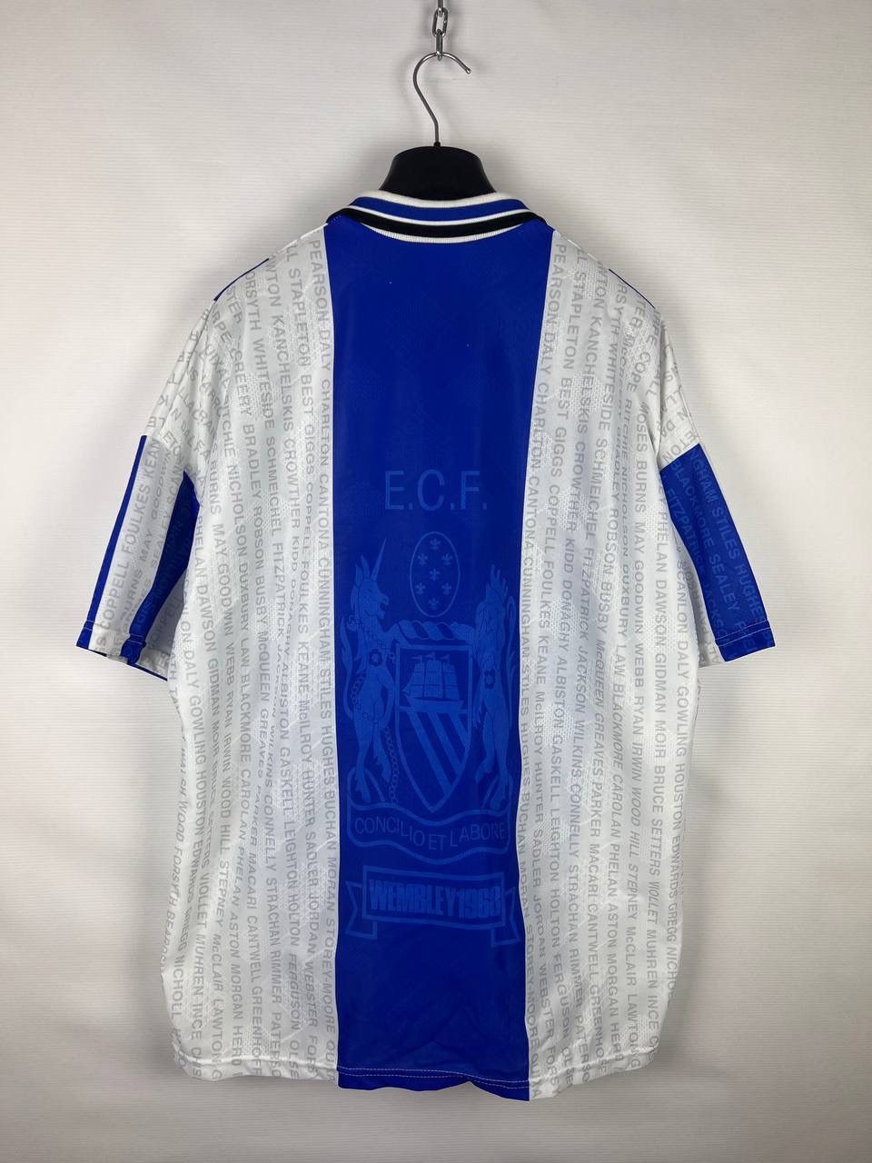 Umbro Manchester United Umbro 1994/96 vintage jersey size XL Size US XL / EU 56 / 4 - 2 Thumbnail
