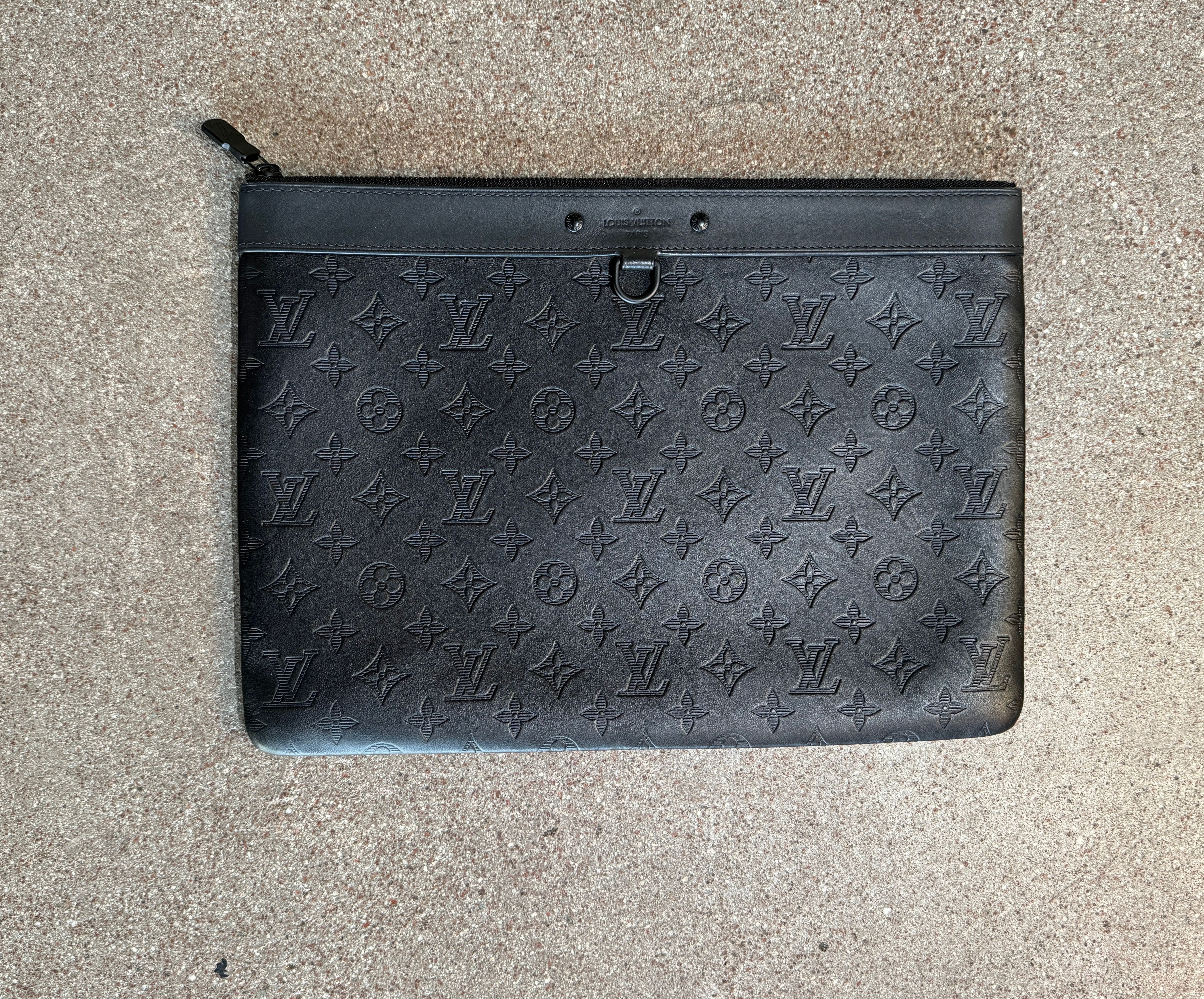 Pre-owned Louis Vuitton Leather Monogram Shadow Discovery Pochette In Black