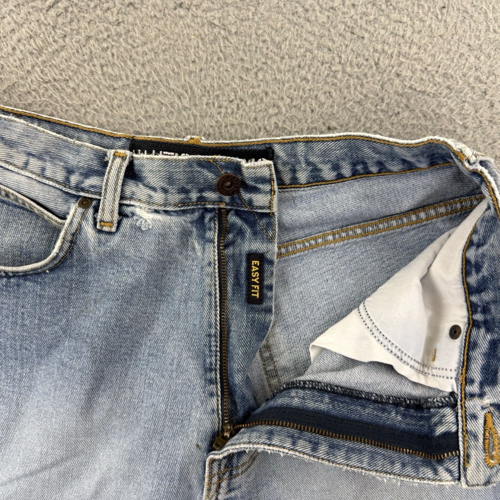 Nautica VINTAGE Nautica Shorts Mens 30 Blue Denim Bermuda Cargo Pocket Baggy 10" 90s USA Mens Size US 30 / EU 46 - 6 Thumbnail