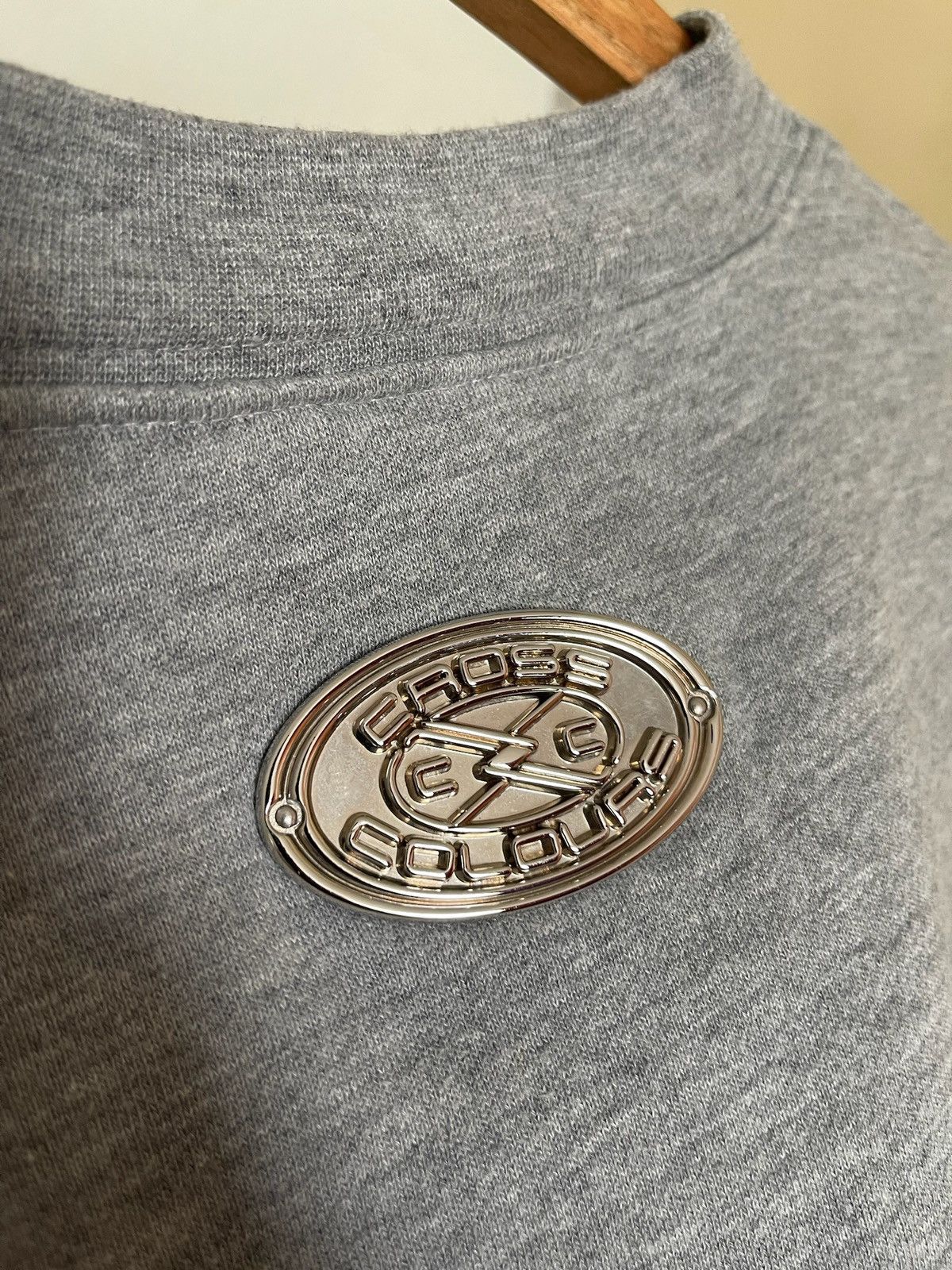 Cross Colours Cross Colours Embroidered Sweatshirt w Metal Oval Logo Size US L / EU 52-54 / 3 - 4 Thumbnail