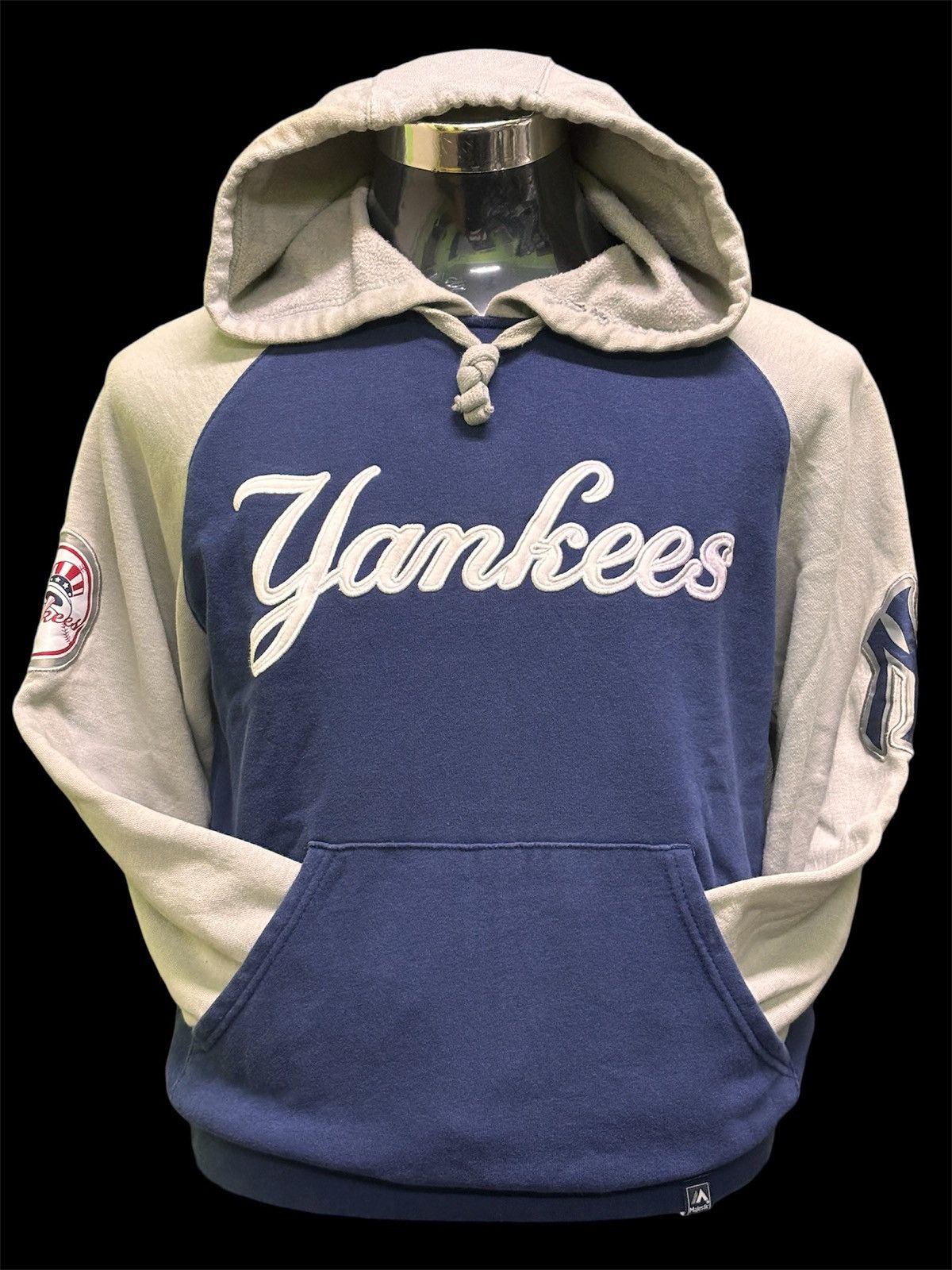 Majestic Vintage Majestic Yankees Hoodie Sweatshirt Size US S / EU 44-46 / 1 - 1 Thumbnail