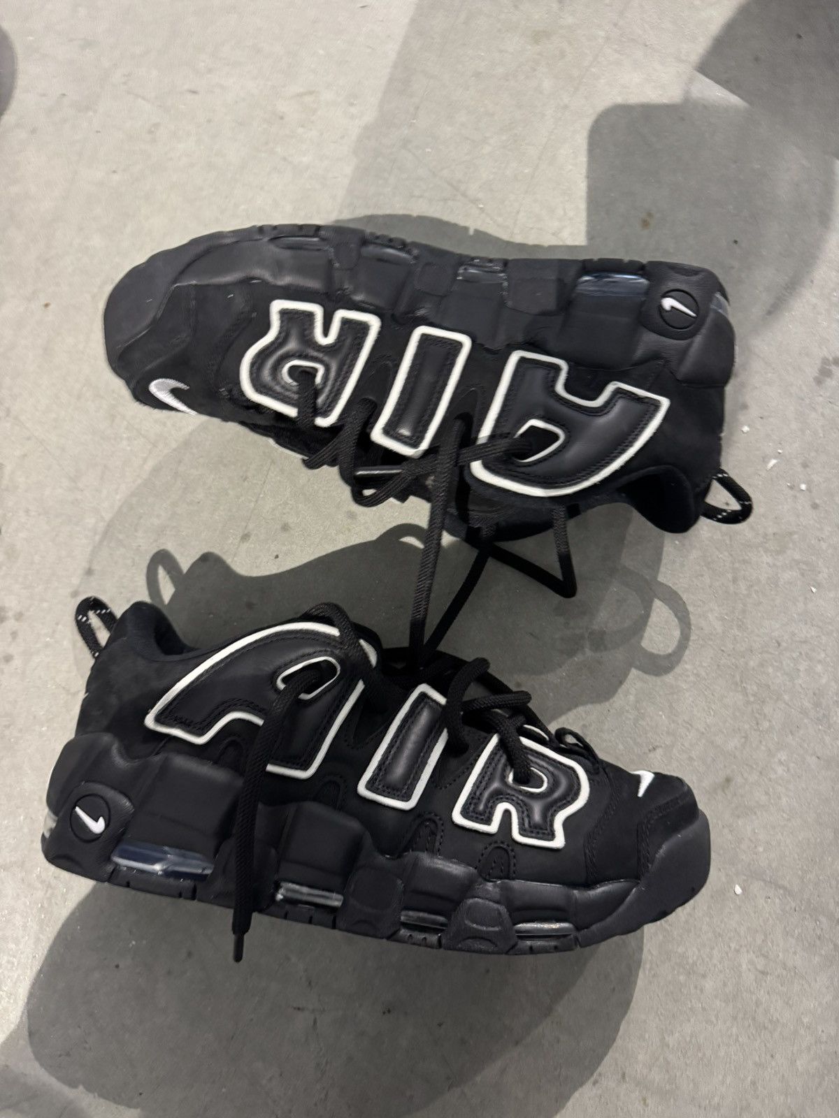 Nike Nike air more untempo low Size US 12 / EU 45 - 3 Thumbnail