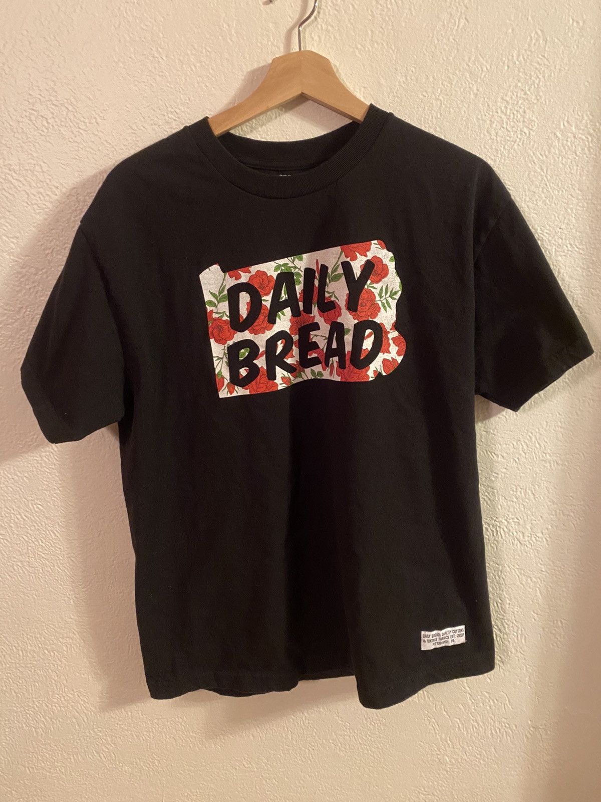 Daily Bread Daily Bread Floral Tee Size US L / EU 52-54 / 3 - 1 Thumbnail