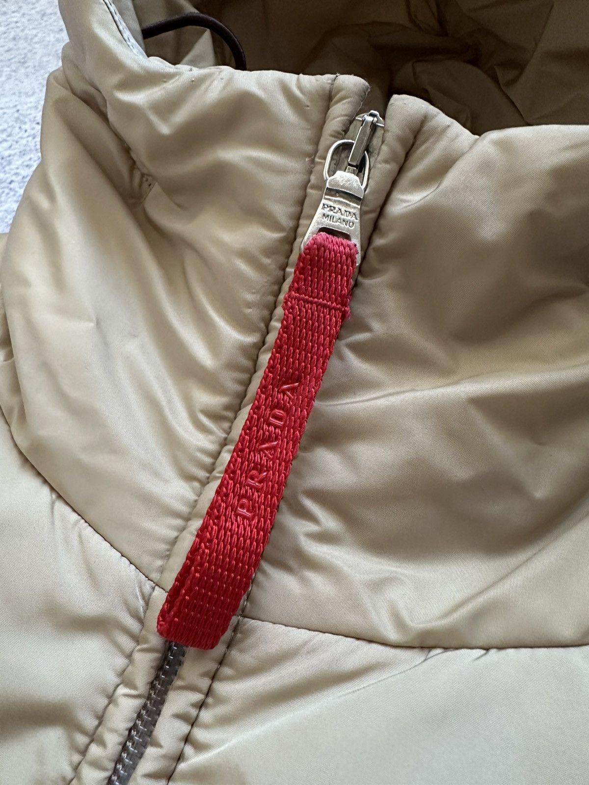 Prada Vintage Prada F/W 99 Nylon Parka Ski Jacket Beige Archive Size L / US 10 / IT 46 - 15 Thumbnail
