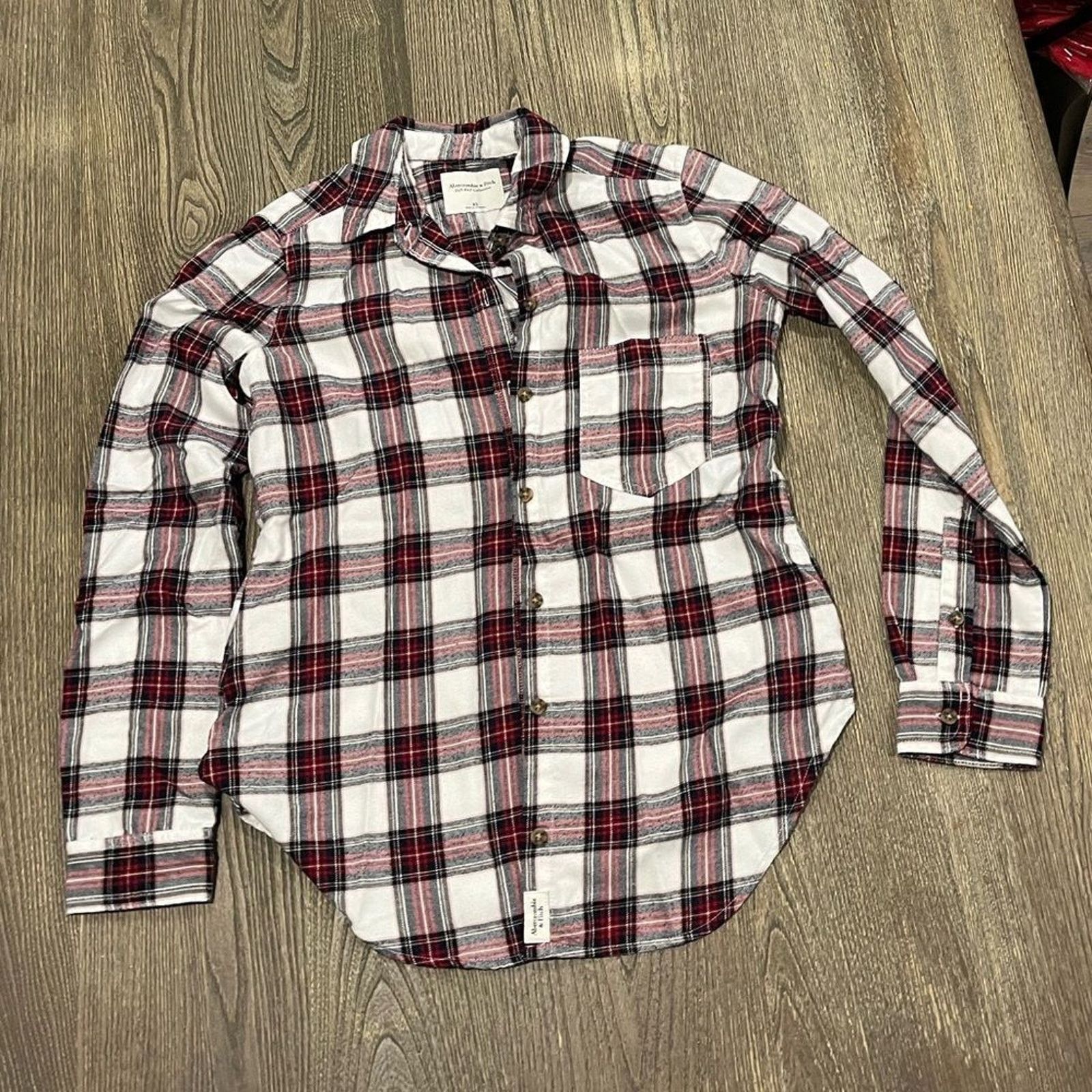 Abercrombie & Fitch Abercrombie & Fitch Soft A&F Collection Plaid Button-Down XS Size XS / US 0-2 / IT 36-38 - 1 Thumbnail