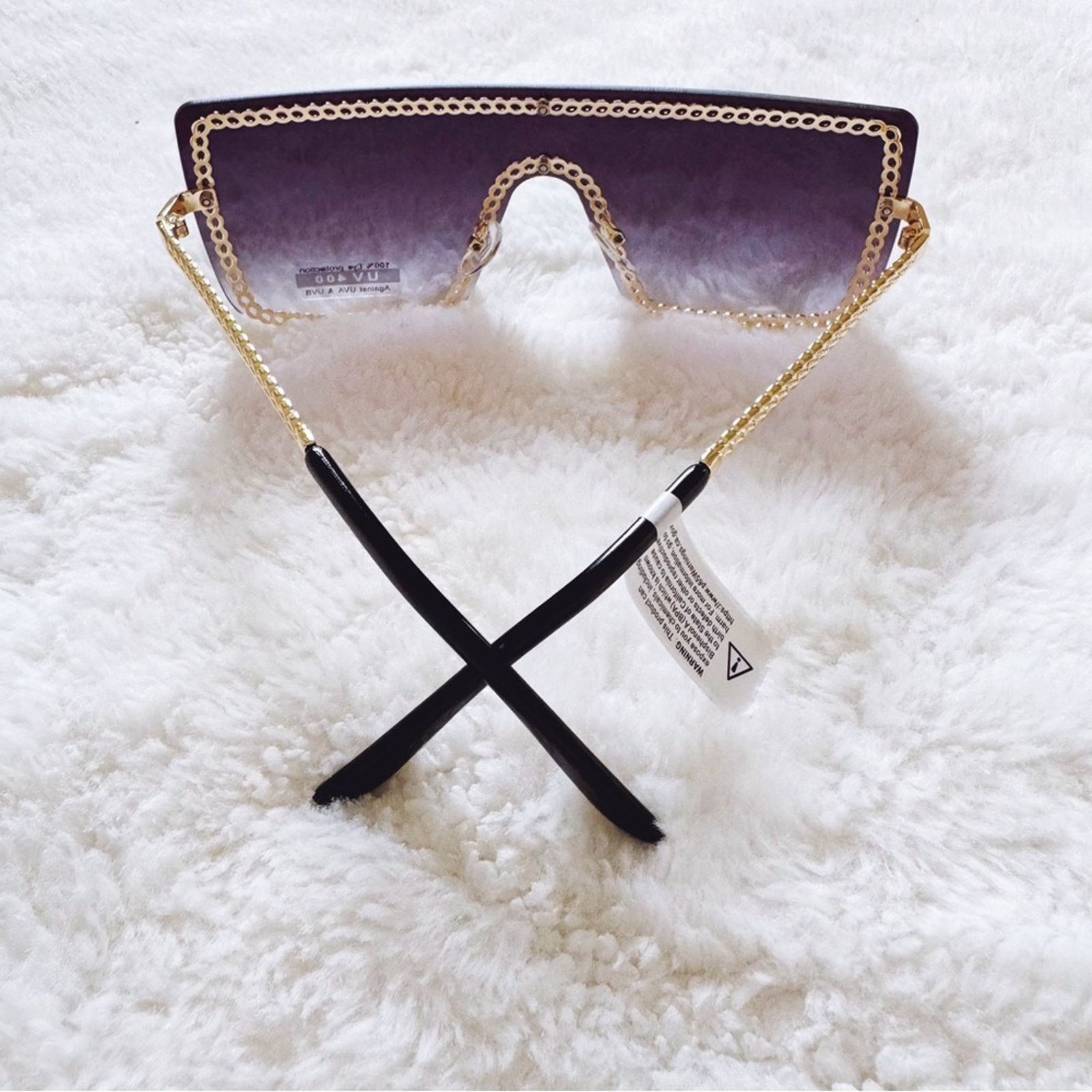 Other Christine Black Two Tone w/ Gold Chain Shield Sunglasses Size ONE SIZE - 9 Thumbnail
