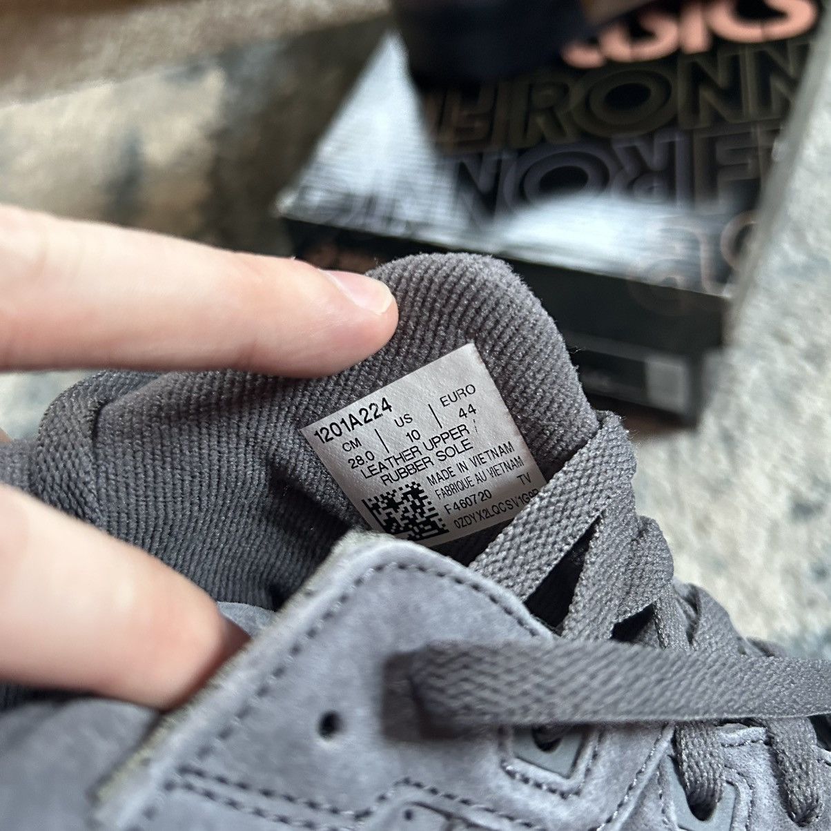 Asics × Kith 1201A224-201 FW20 KXTH GEL LYTE iii “THE PALETTE” HURRiCANE Size US 10 / EU 43 - 10 Thumbnail