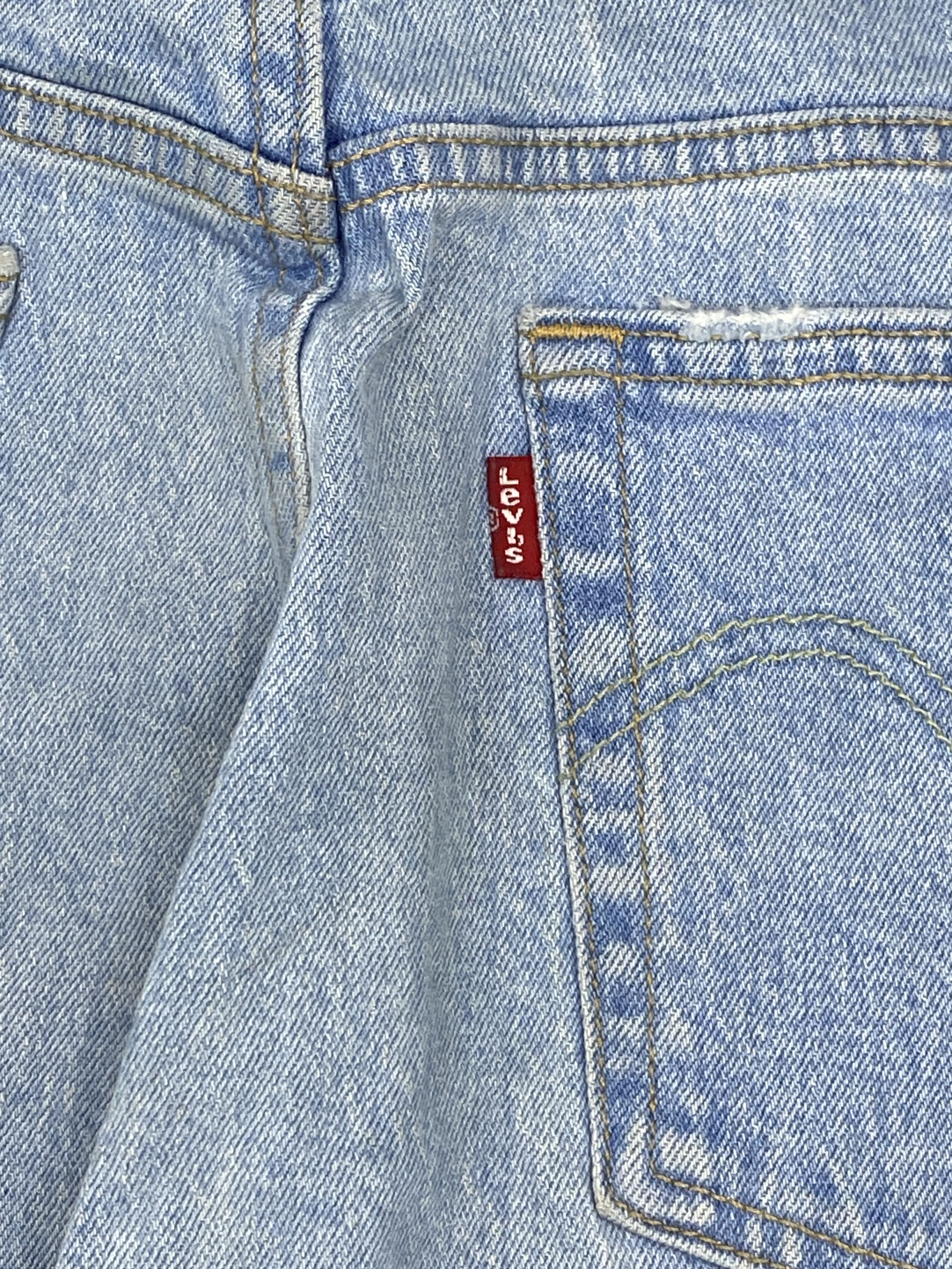 Levi's Vintage Levis 501 Light Wash Blue Jeans DP2755 Size US 32 / EU 48 - 6 Thumbnail
