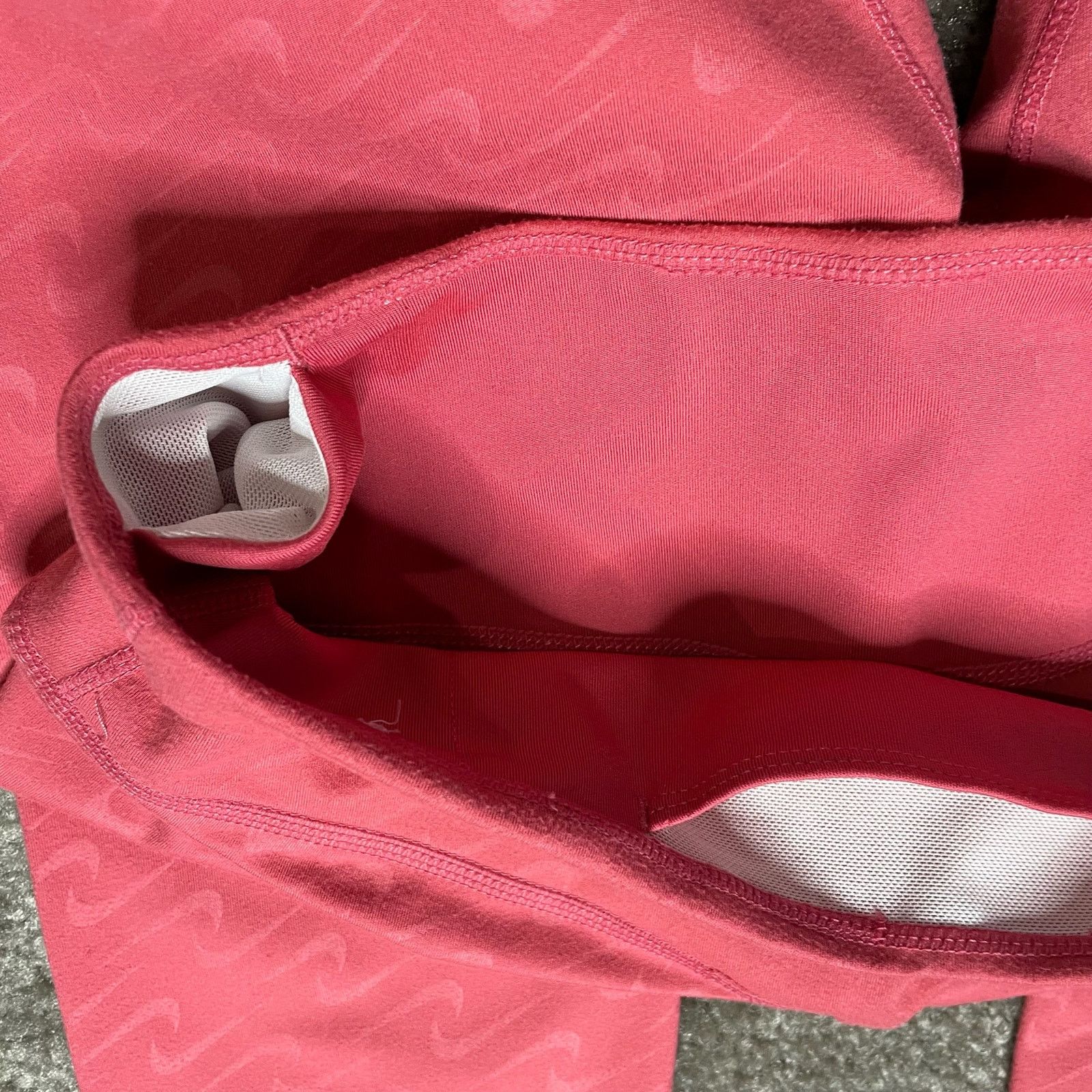 Nike NWOT Nike Dri-fit Leggings Size 26" / US 2 / IT 38 - 4 Thumbnail