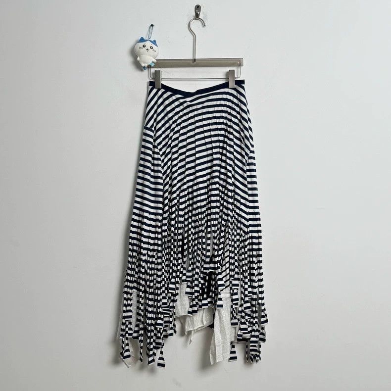 Loewe LOEWE Black and white skirt with special design Size L / US 10 / IT 46 - 4 Thumbnail