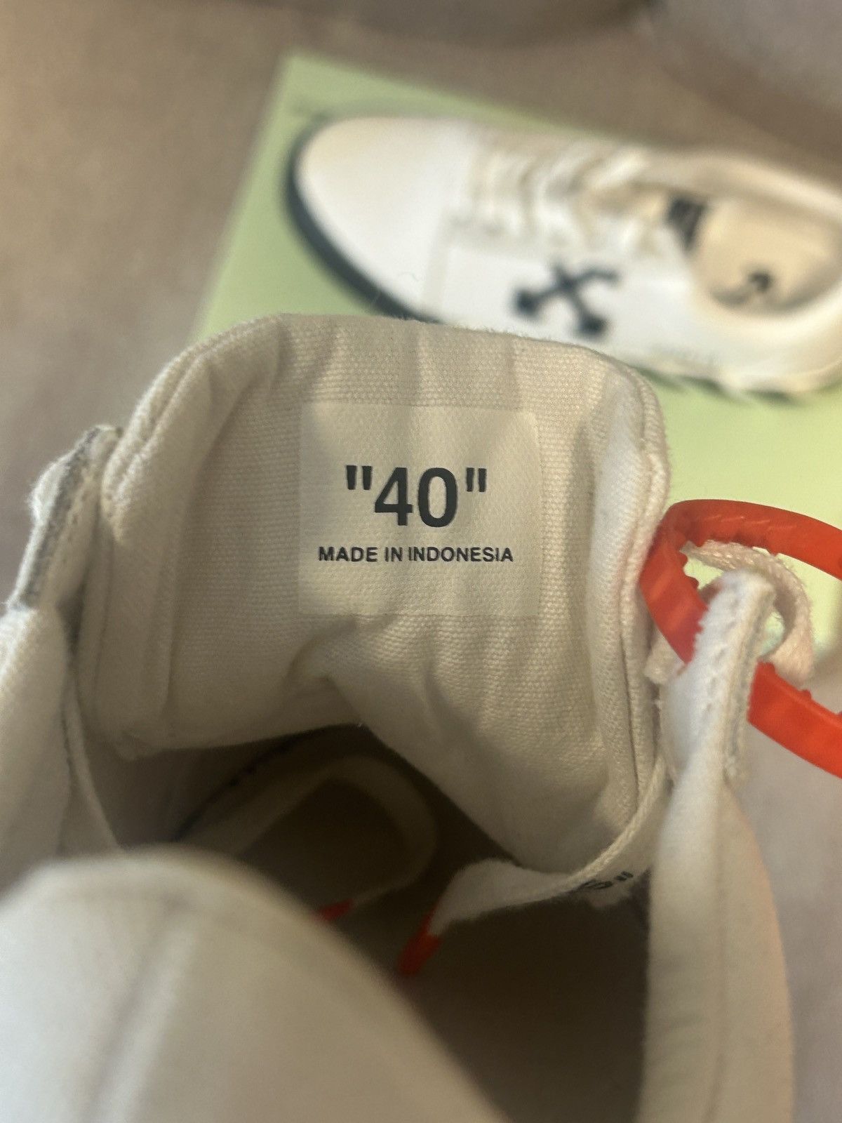 Off-White Off-white Vulc Low White (Updated Stripes) Size US 7 / EU 40 - 7 Thumbnail
