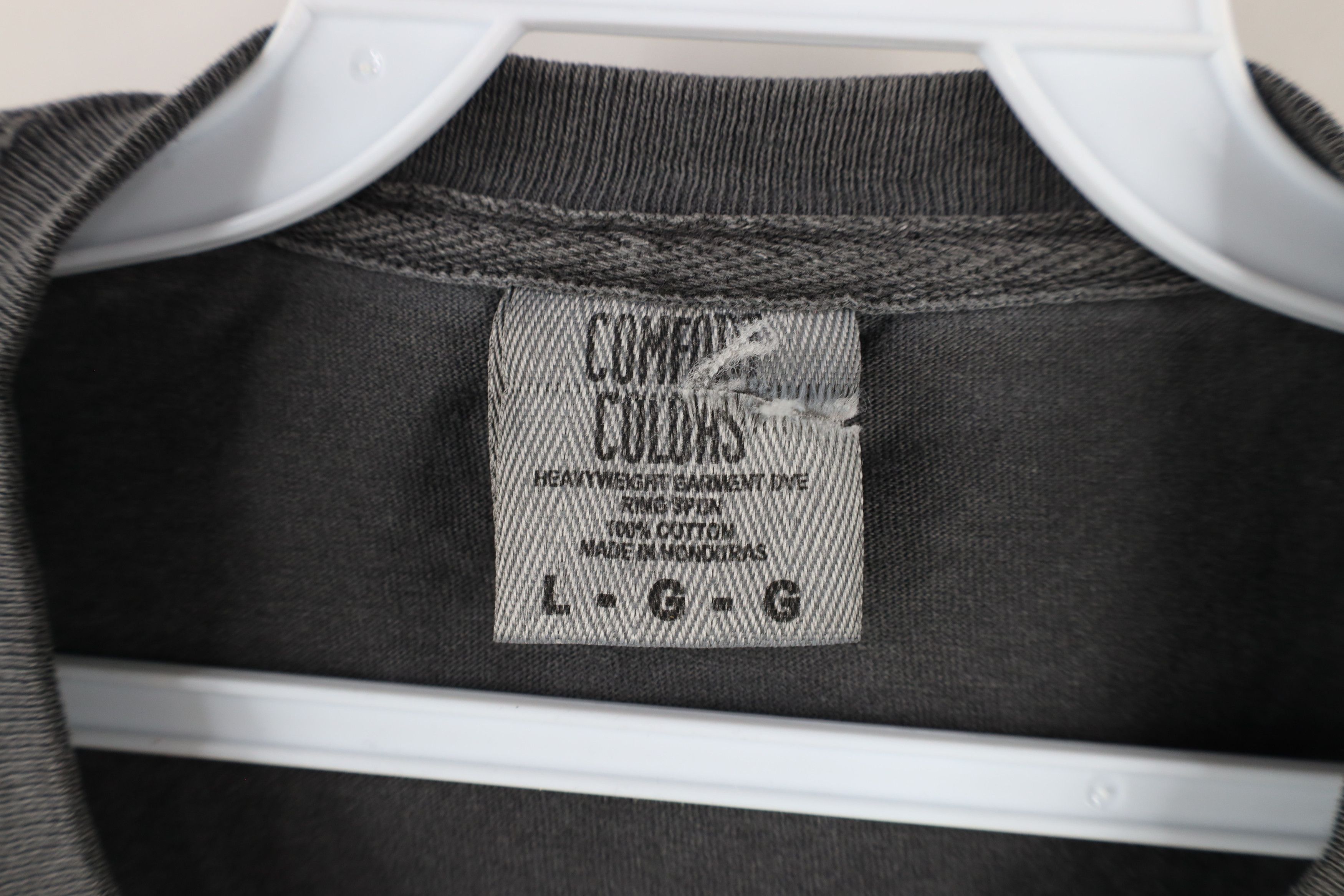 Vintage Vintage 90s Streetwear Stonewash Dye Heavyweight T-Shirt Size US L / EU 52-54 / 3 - 5 Thumbnail