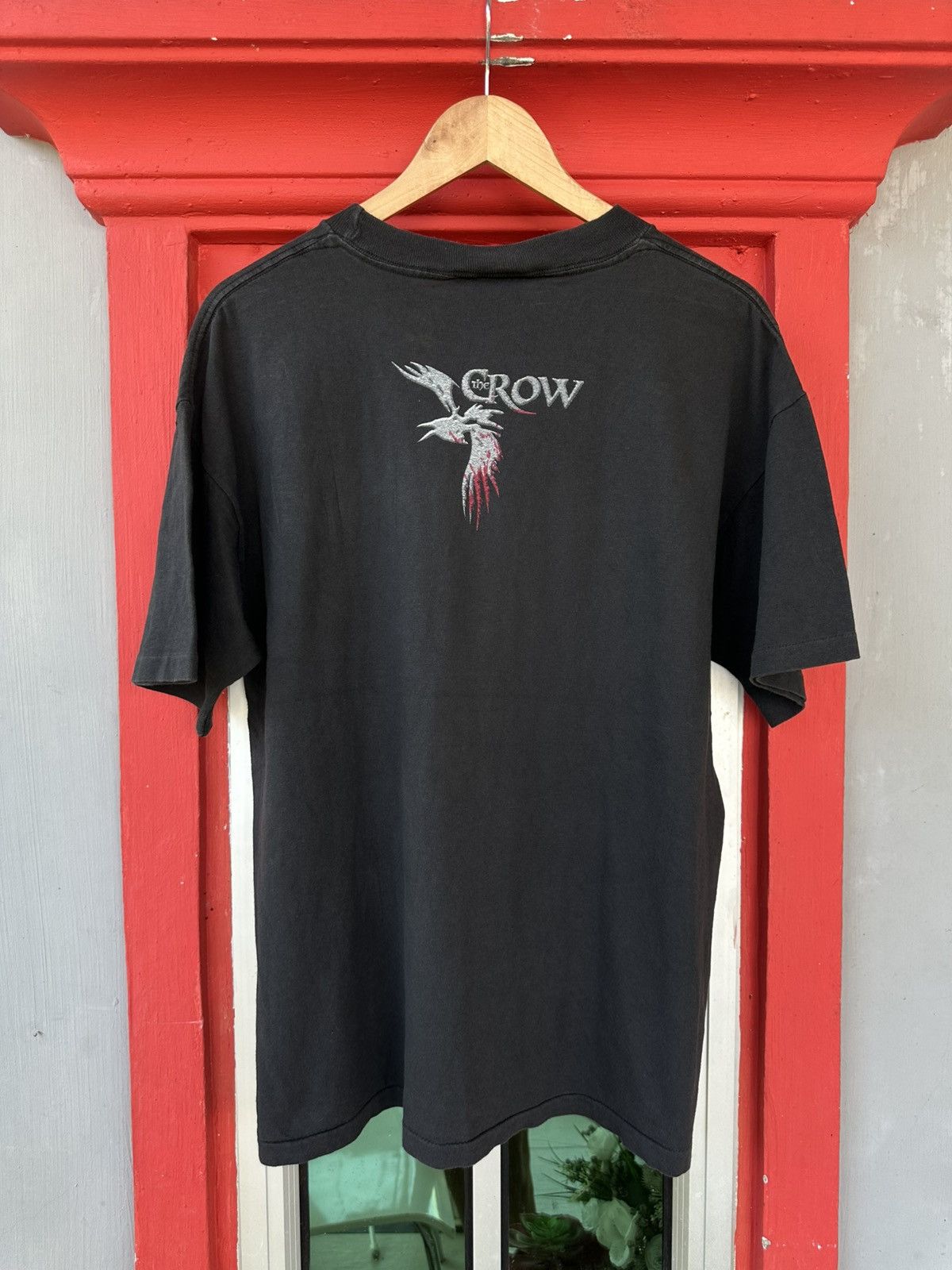Expert Horror Vintage 90s The Crow Brandon Lee Movie Tee Size US L / EU 52-54 / 3 - 2 Thumbnail