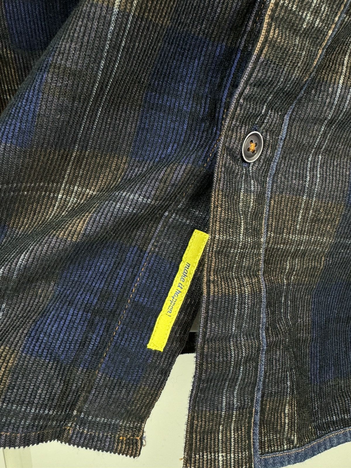 Vintage Distretto Corduroy Long Sleeve Shirt Made in Italy Size US M / EU 48-50 / 2 - 3 Thumbnail