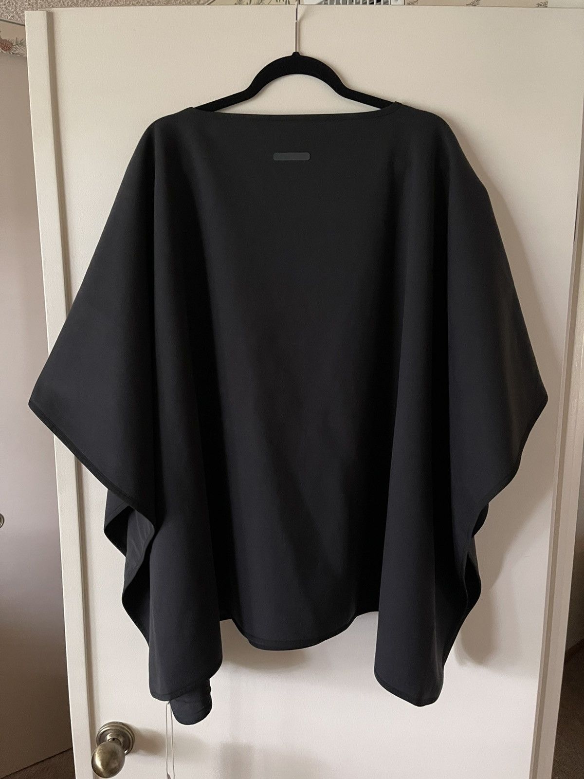 Adidas × Fear of God Athletics Poncho Size US M / EU 48-50 / 2 - 4 Thumbnail