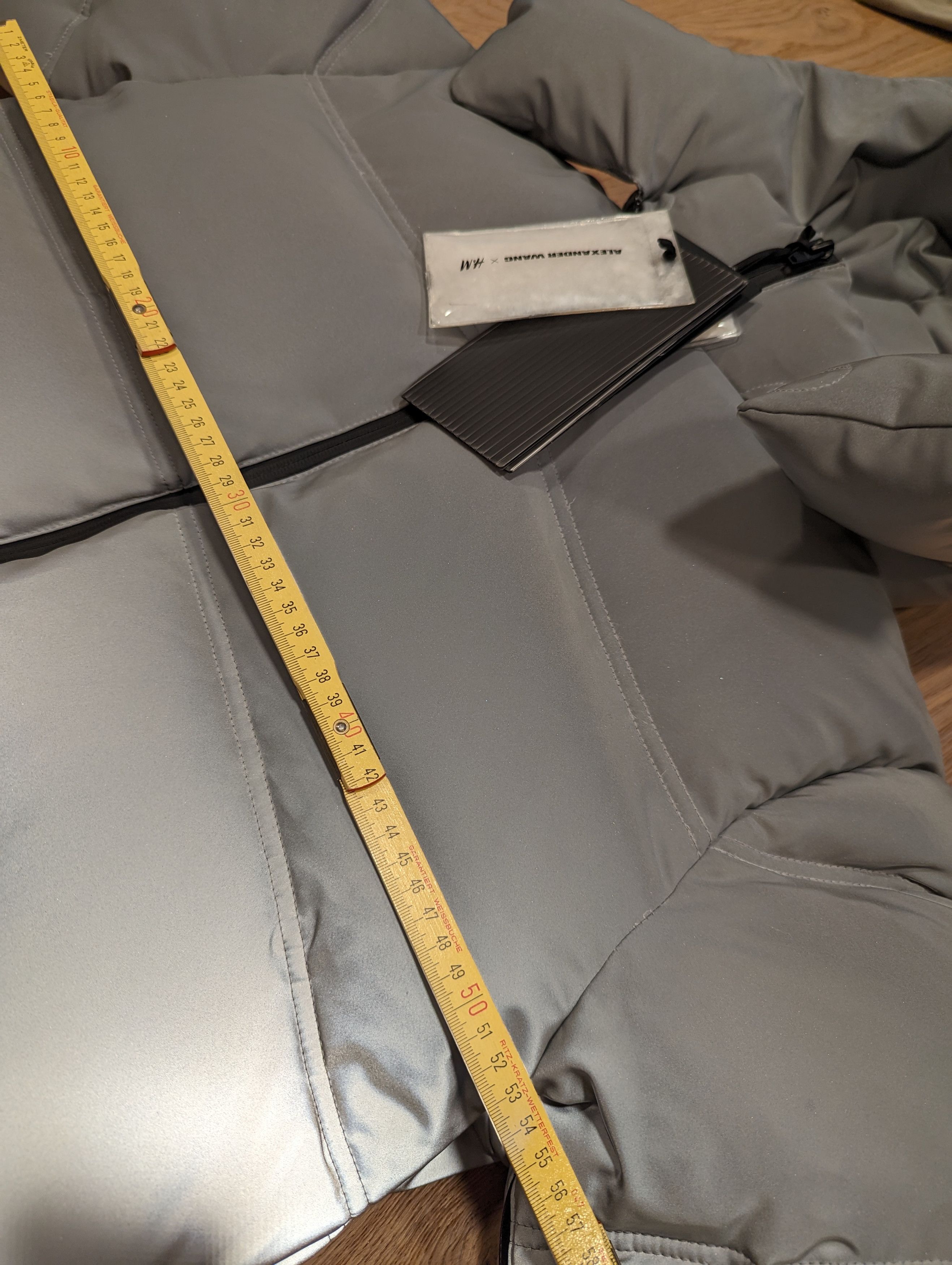 Alexander Wang × H&M BRAND NEW Reflective Down Jacket Silver M Size US M / EU 48-50 / 2 - 15 Thumbnail