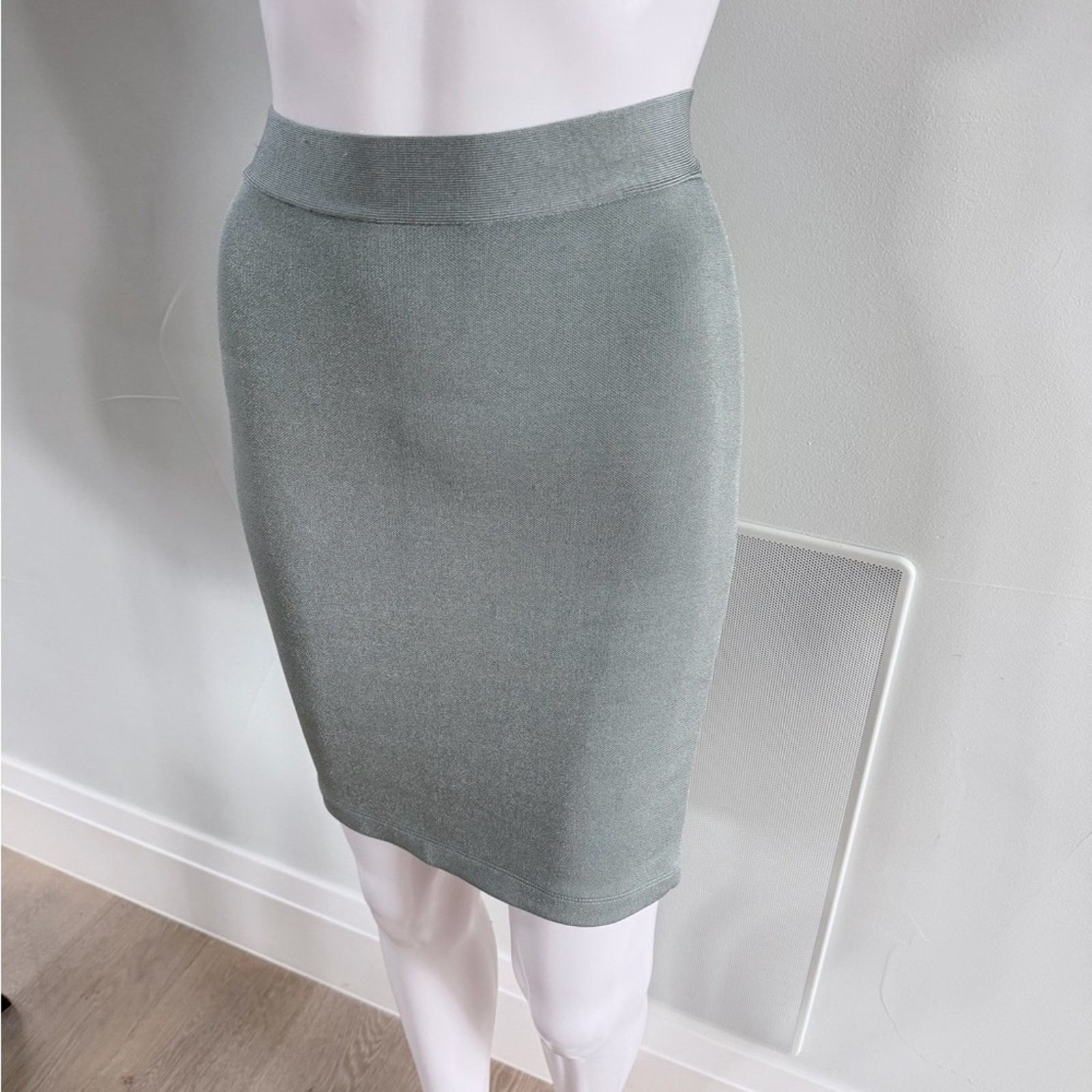 Guess New Guess Y2K Bandage Pencil Midi Green Skirt size S Size 26" / US 2 / IT 38 - 1 Thumbnail