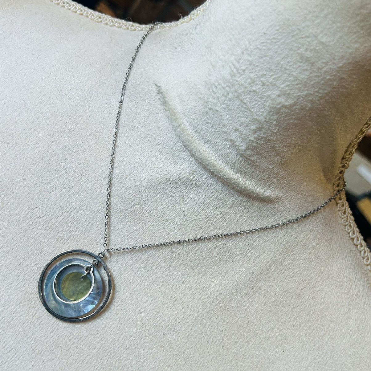 Handmade Handcrafted salvaged vintage shell galaxy pendant necklace Size ONE SIZE - 1 Thumbnail
