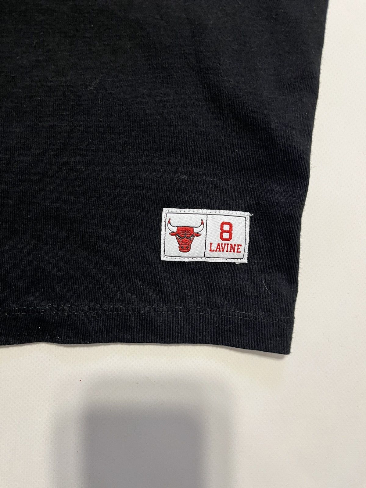 NBA Vintage Y2K CHICAGO BULLS NBA LAVINE Tee Streetwear Style Size US XL / EU 56 / 4 - 5 Thumbnail