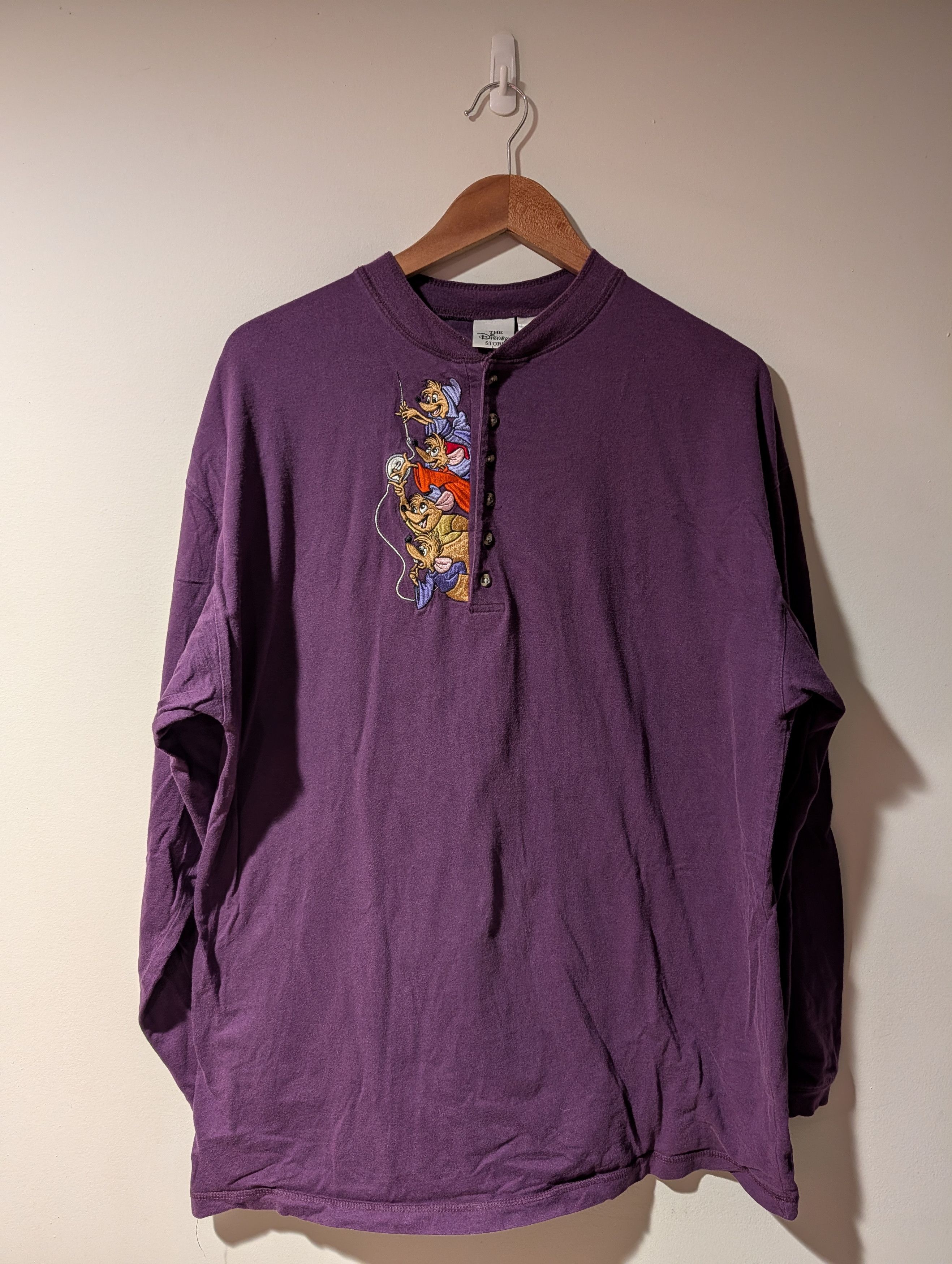 Disney Vintage Y2K Disney Jaq and Gus Cinderella Henley Long-Sleeve Size US XL / EU 56 / 4 - 1 Thumbnail