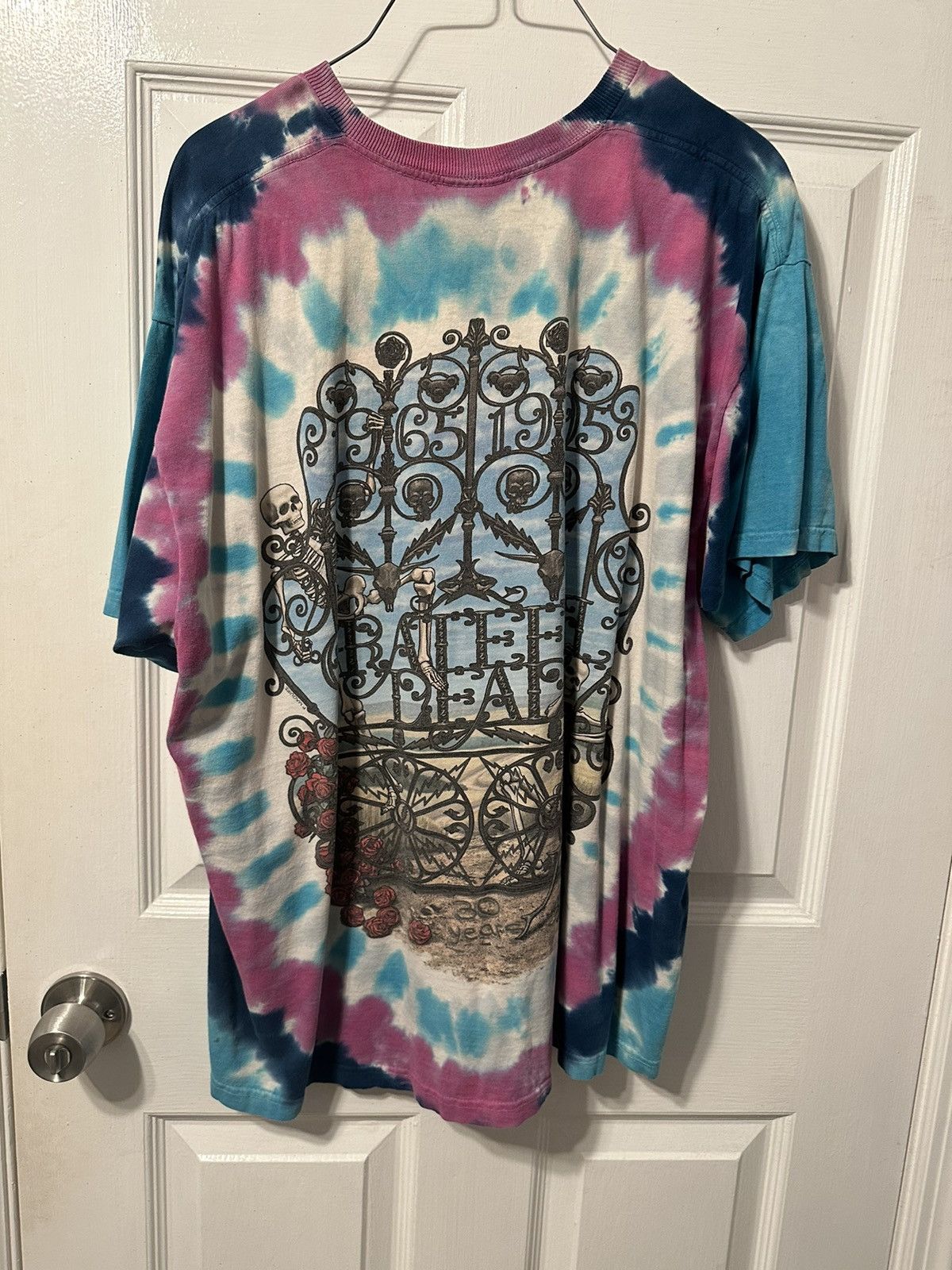 Vintage Vintage Grateful Dead Skeleton Rose Tee Size US L / EU 52-54 / 3 - 3 Thumbnail