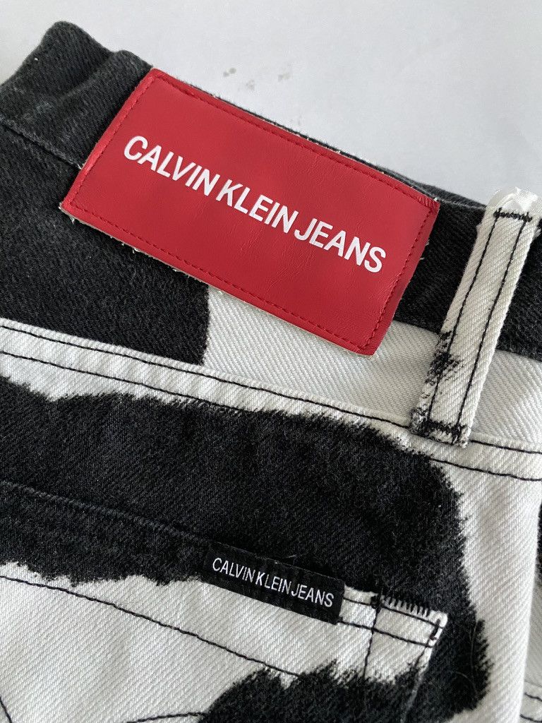 Calvin Klein 205W39NYC Calvin Klein 205W39NYC Cowprint Pants Size US 33 - 3 Thumbnail