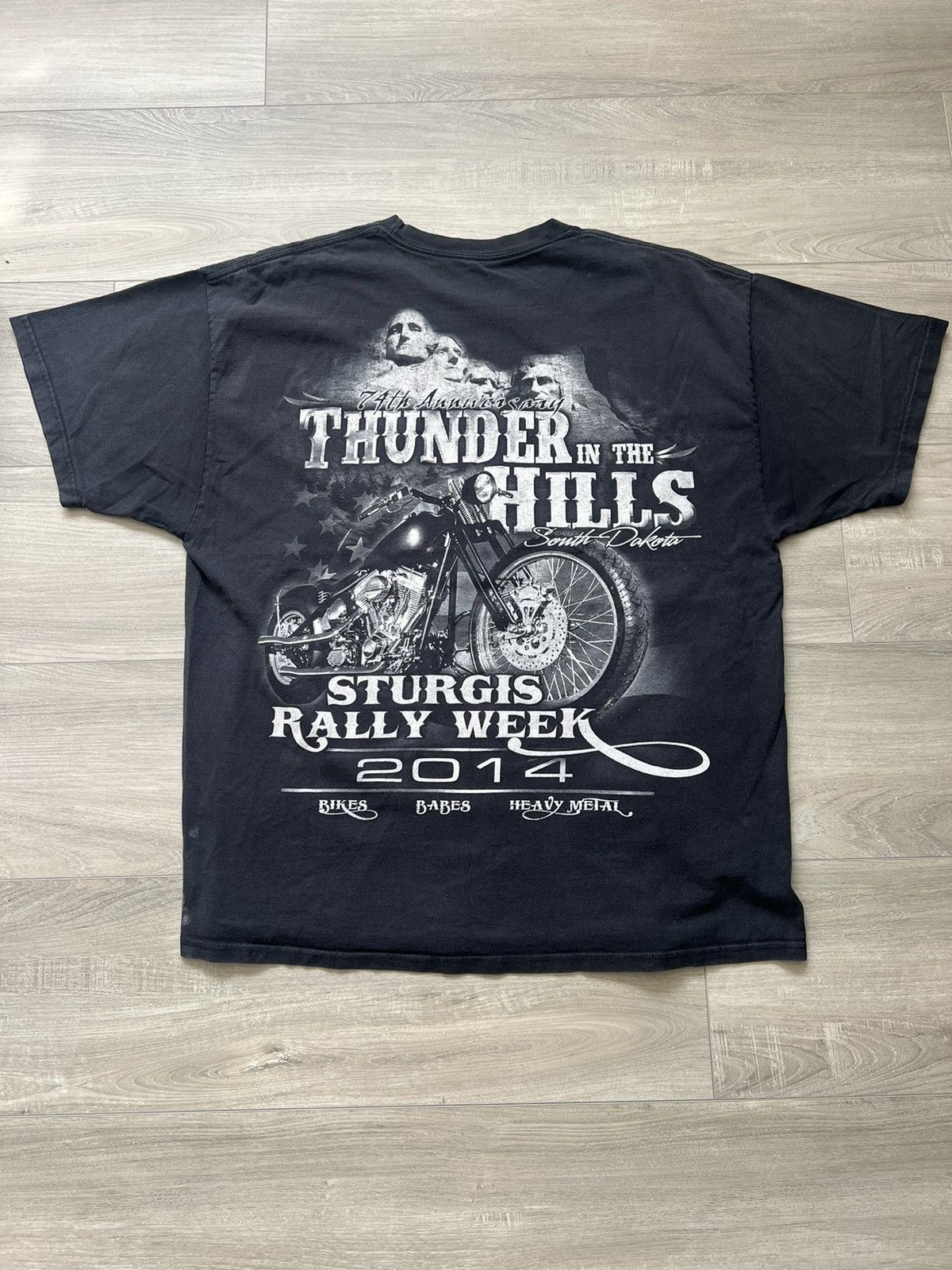 Vintage Vintage Y2K Faded Sturgis Bike Week Harley Graphic Biker Tee Size US XL / EU 56 / 4 - 1 Thumbnail