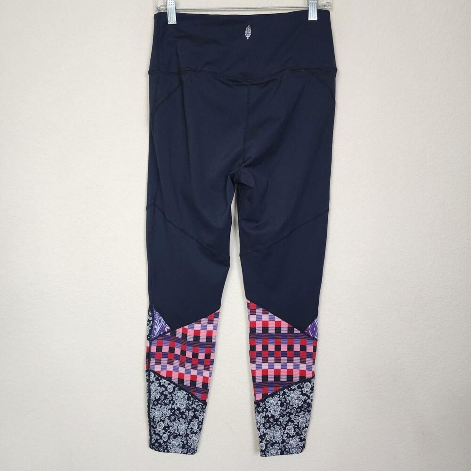 Free People Free People Large Stretchy Black Patchwork Leggings Size 36" / US 14 / IT 50 - 2 Thumbnail