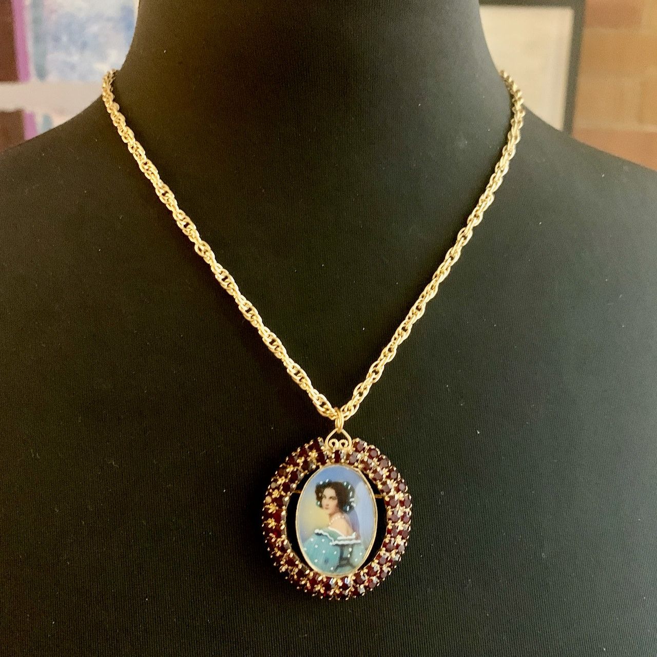 Other Hobe Vintage Gold Tone Red Rhinestone Portrait Necklace 19" Size ONE SIZE - 2 Thumbnail