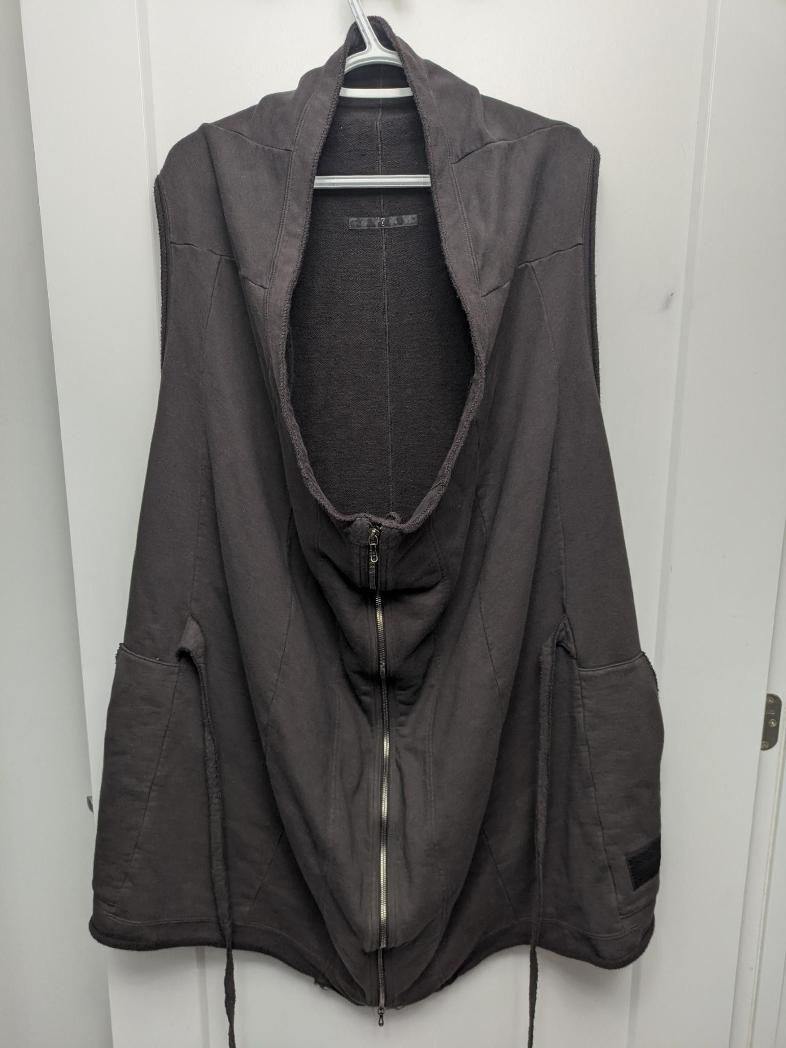 FW10 Terry Sleeveless Cardigan/Vest (sz 1, fits free size)