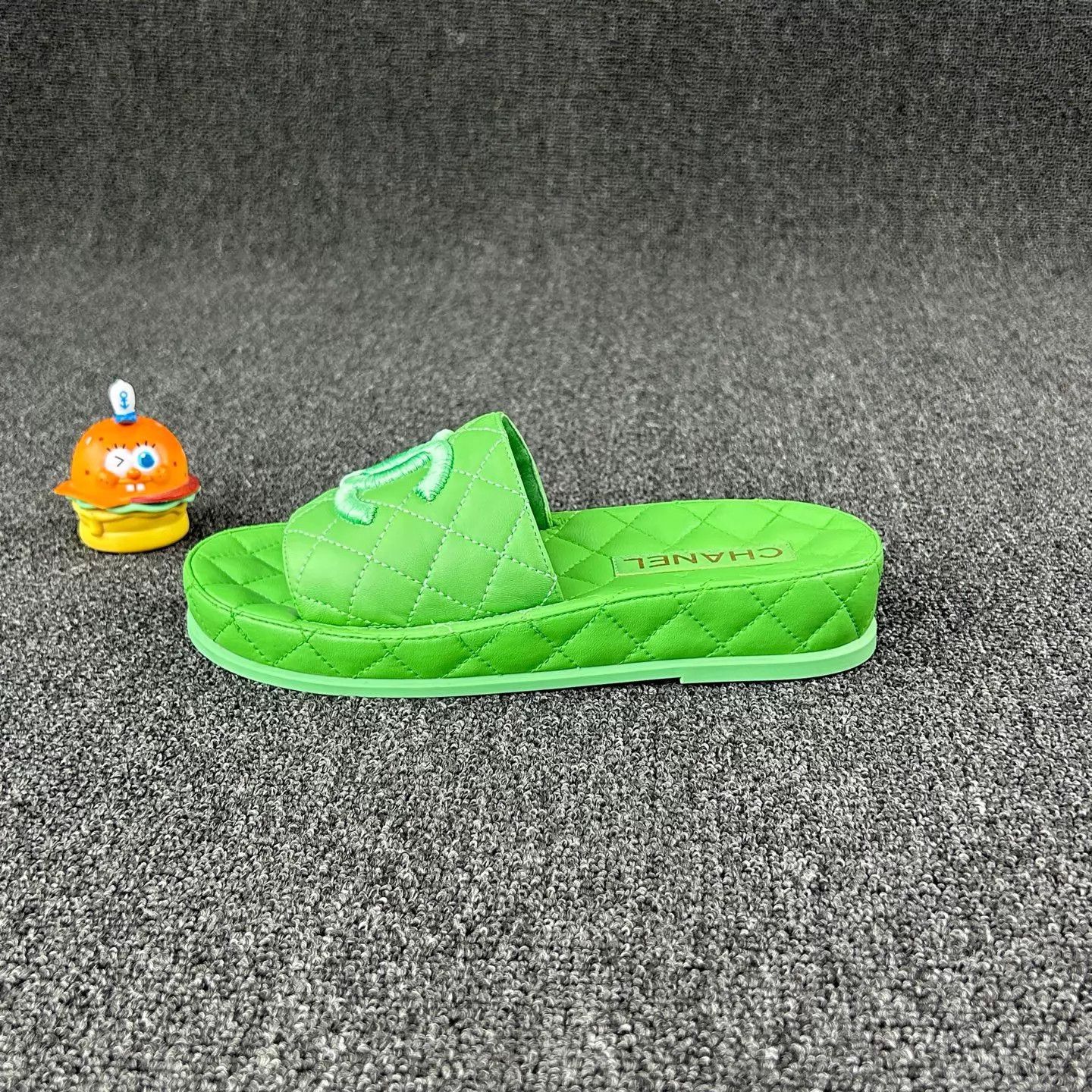 Chanel Chanel Pre-Owned Green Lambskin Slippers Size 36 Size US 5.5 / IT 35.5 - 3 Thumbnail