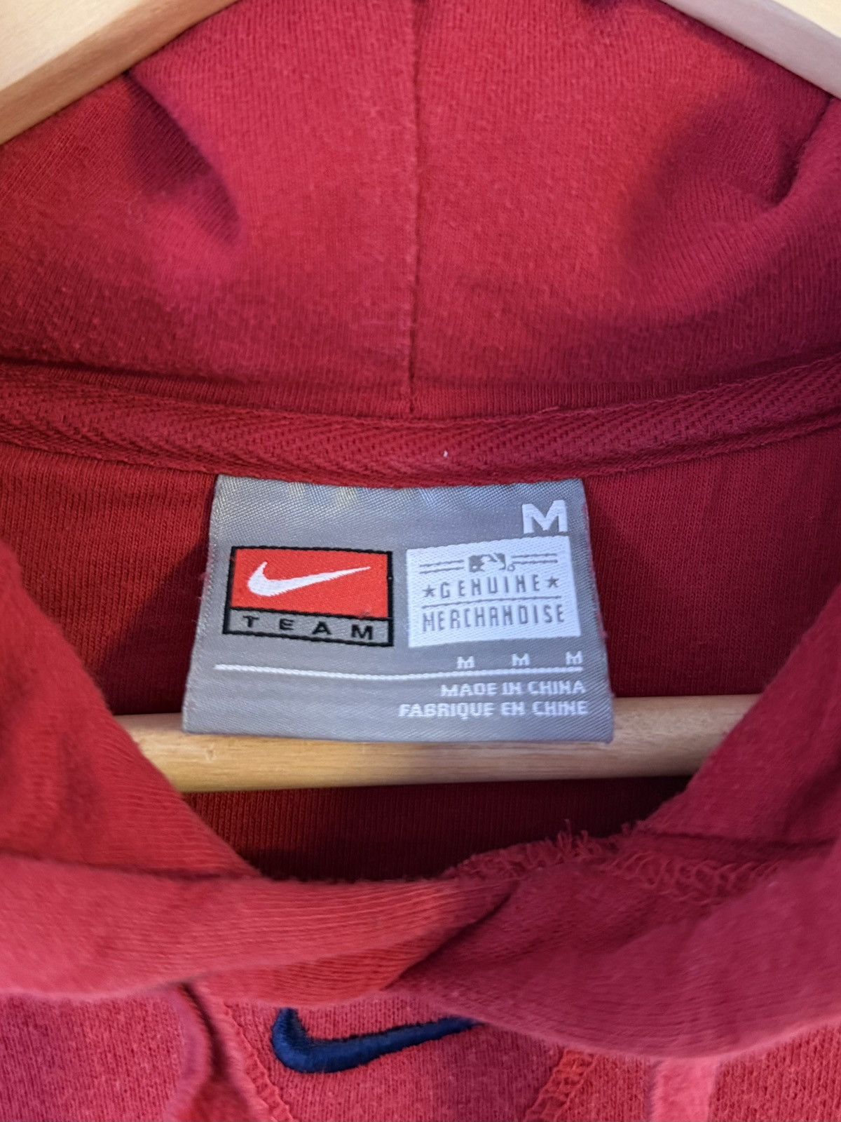 Nike vtg y2k minnesota twins nike center swoosh hoodie medium Size US M / EU 48-50 / 2 - 3 Thumbnail