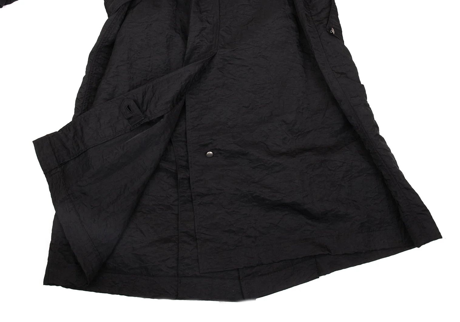 Issey Miyake Nylon Shirred Long Coat in Black, Size M Size US M / EU 48-50 / 2 - 18 Thumbnail