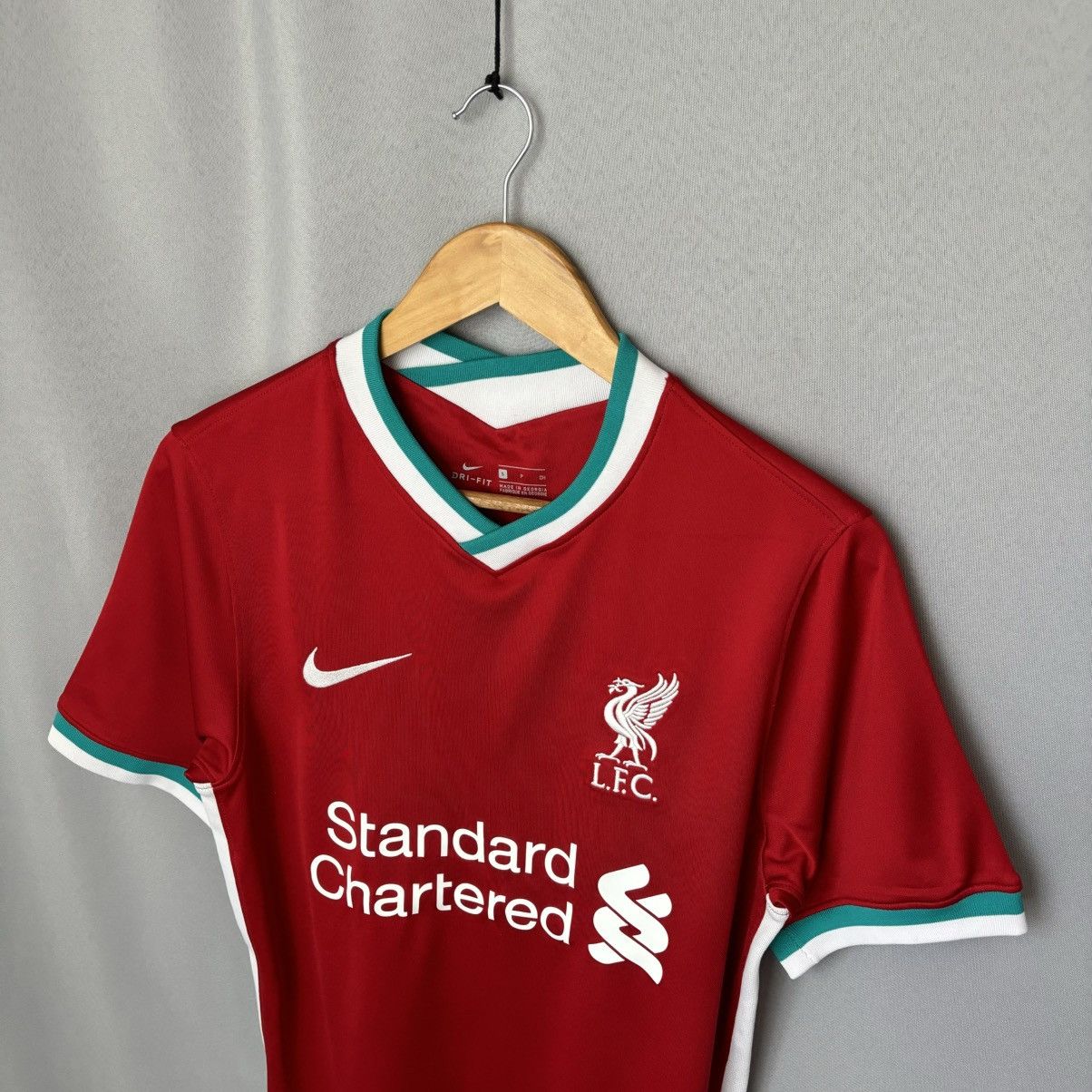 Nike Nike FC Liverpool jersey red small rare Size US S / EU 44-46 / 1 - 2 Thumbnail