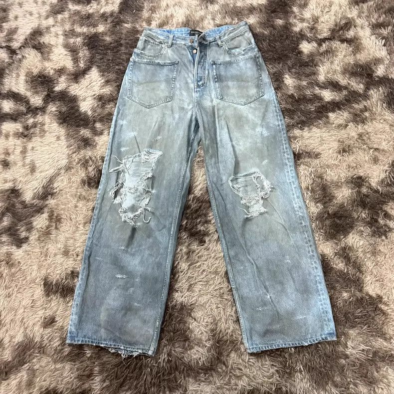 Balenciaga Balenciaga 23SS Distressed Reverse Jeans Size US 28 / EU 44 - 1 Thumbnail