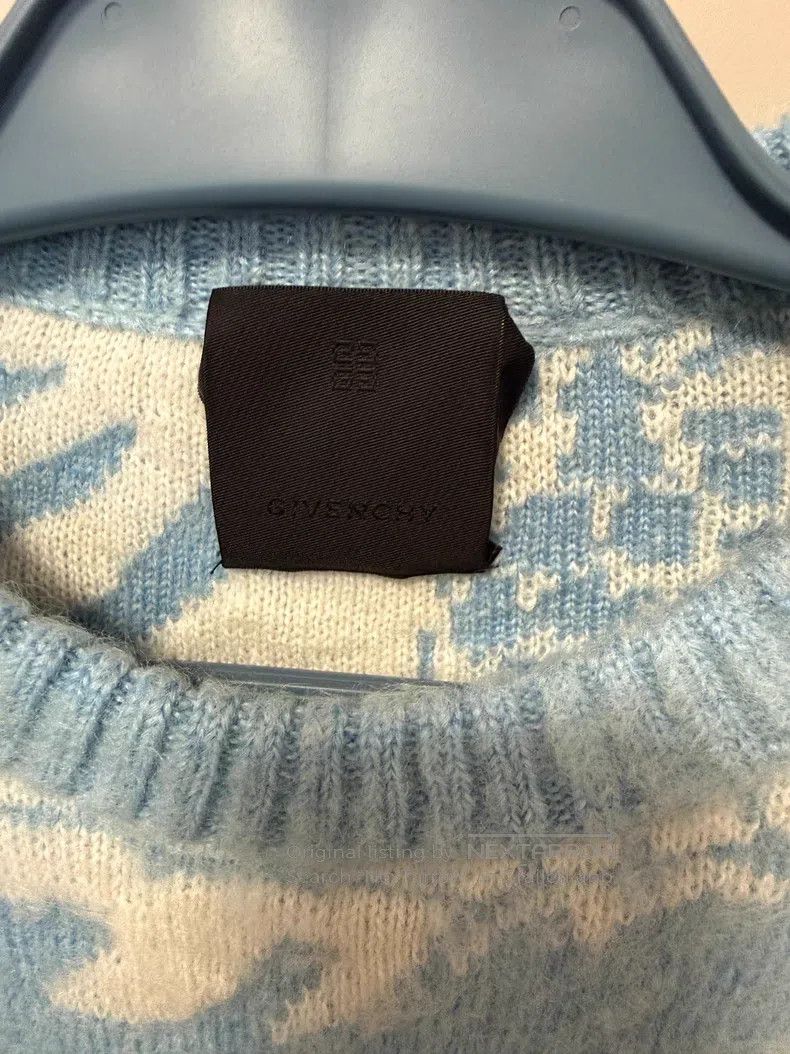 Givenchy Givenchy Men's knit sweater, long-sleeve autumn and winter Size US M / EU 48-50 / 2 - 4 Thumbnail