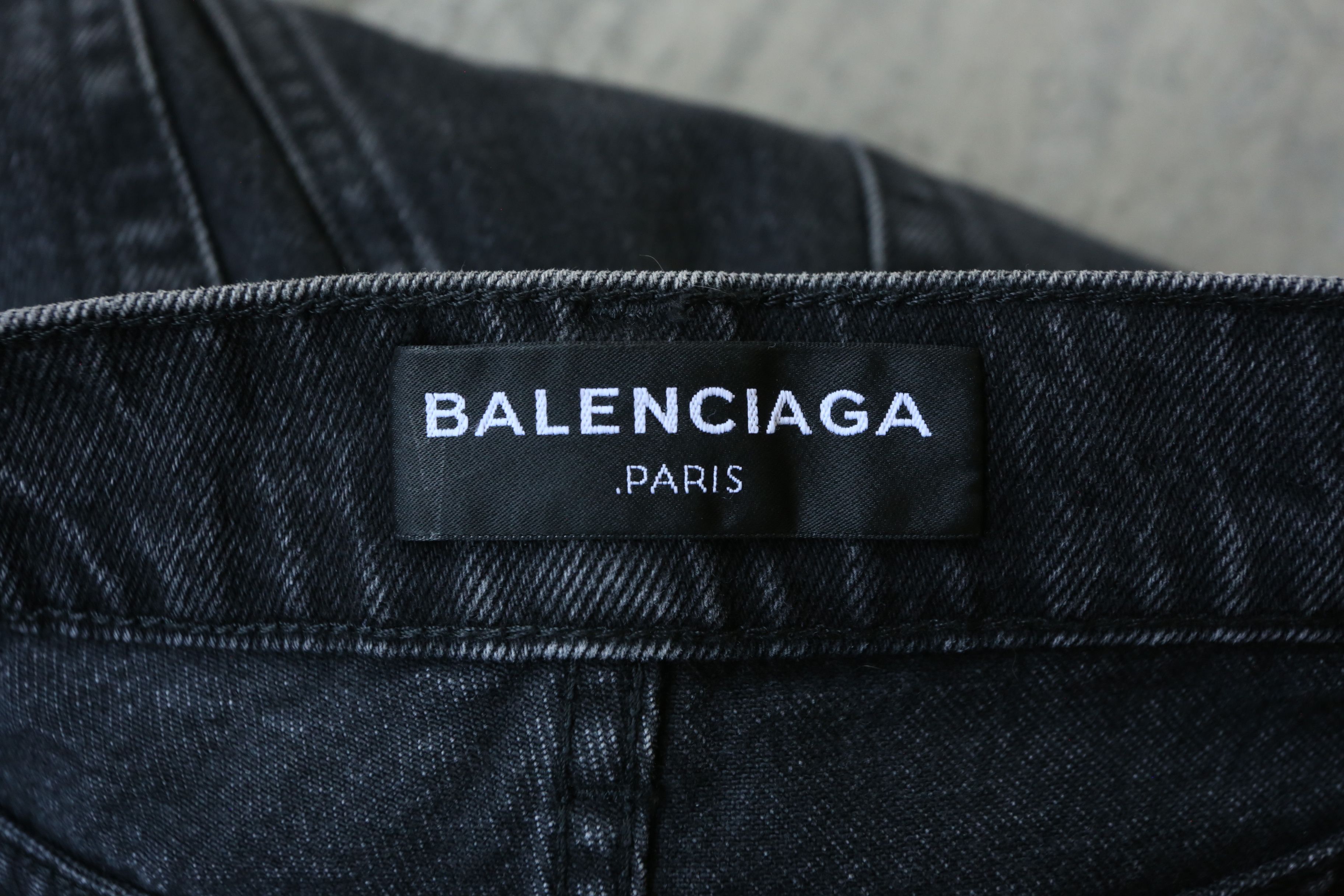 Balenciaga Balenciaga - Demna Gvasalia - S/S 17 - Red Stripe Denim Jean Size US 31 - 6 Thumbnail