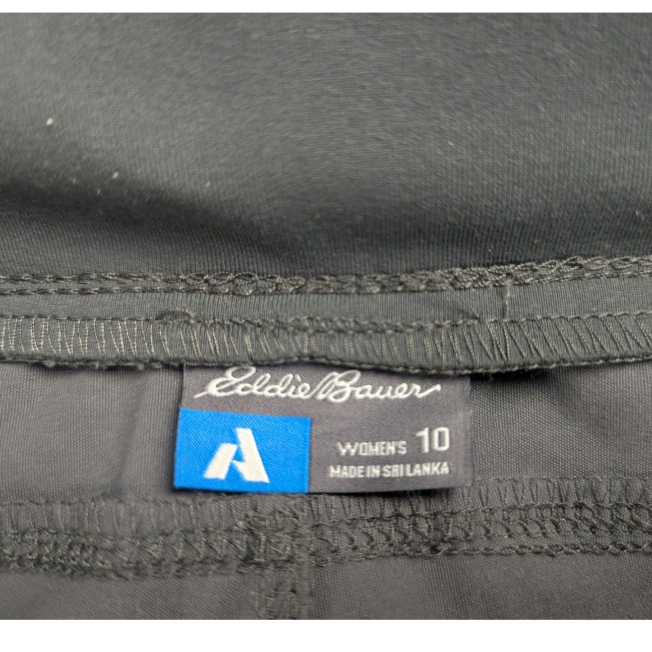 Eddie Bauer Eddie Bauer First Ascent Hiking Pants Womens 10 Grey Cropped Size 32" / US 10 / IT 46 - 4 Thumbnail