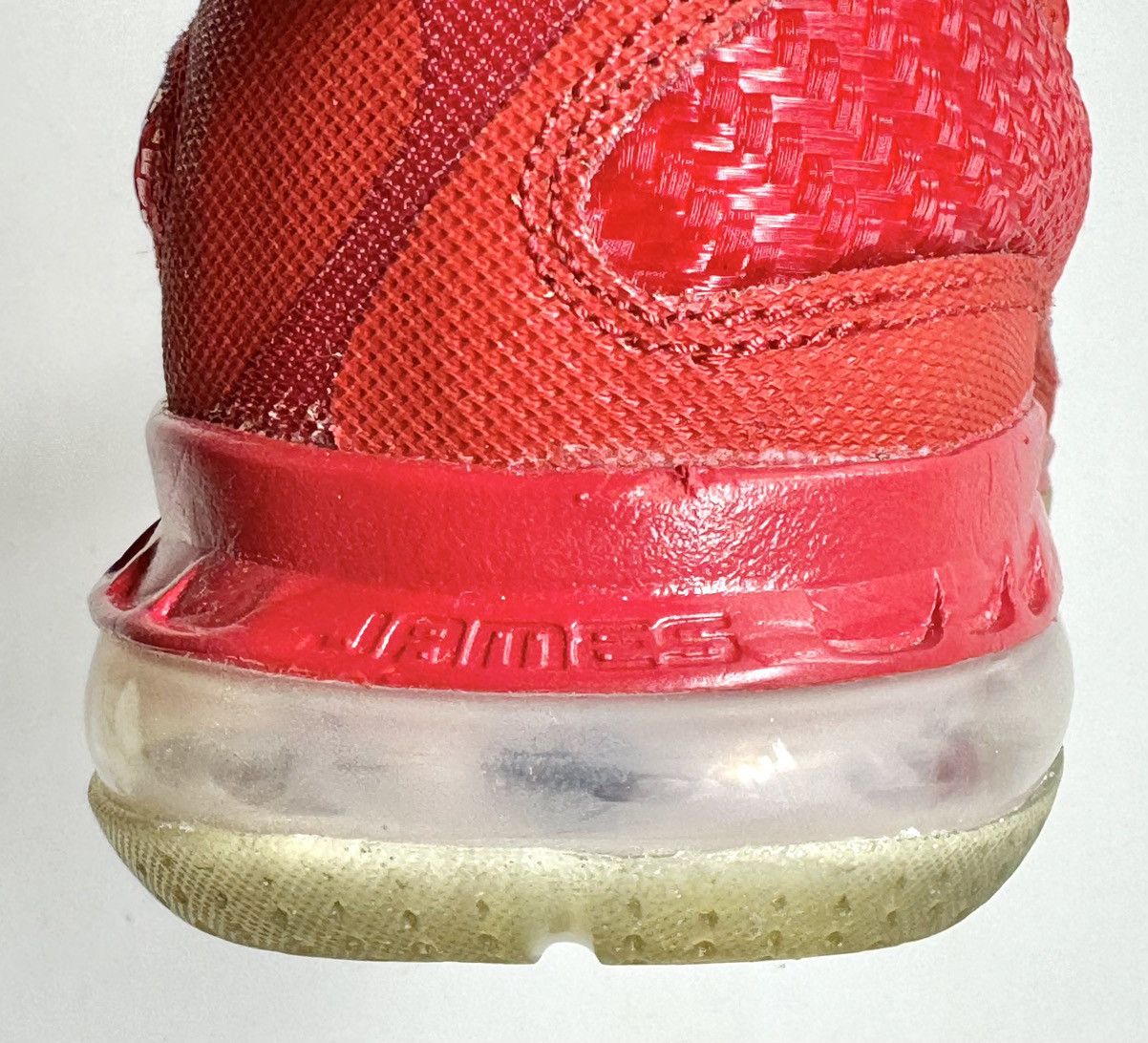 Nike × Vintage Nike LeBron IX 9 Christmas 469764-602 size 9.5 Size US 9.5 / EU 42-43 - 10 Thumbnail