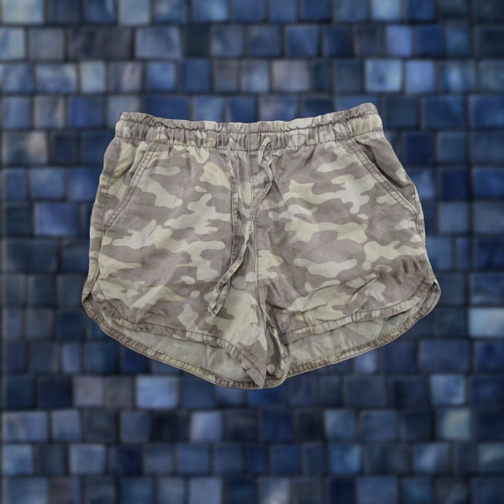 American Eagle Outfitters VINTAGE American Eagle Elastic Waist Camo 100% Lyocell Shorts Womens M Drawstring Green Beach Summer Womens Size 32" / US 10 / IT 46 - 1 Thumbnail