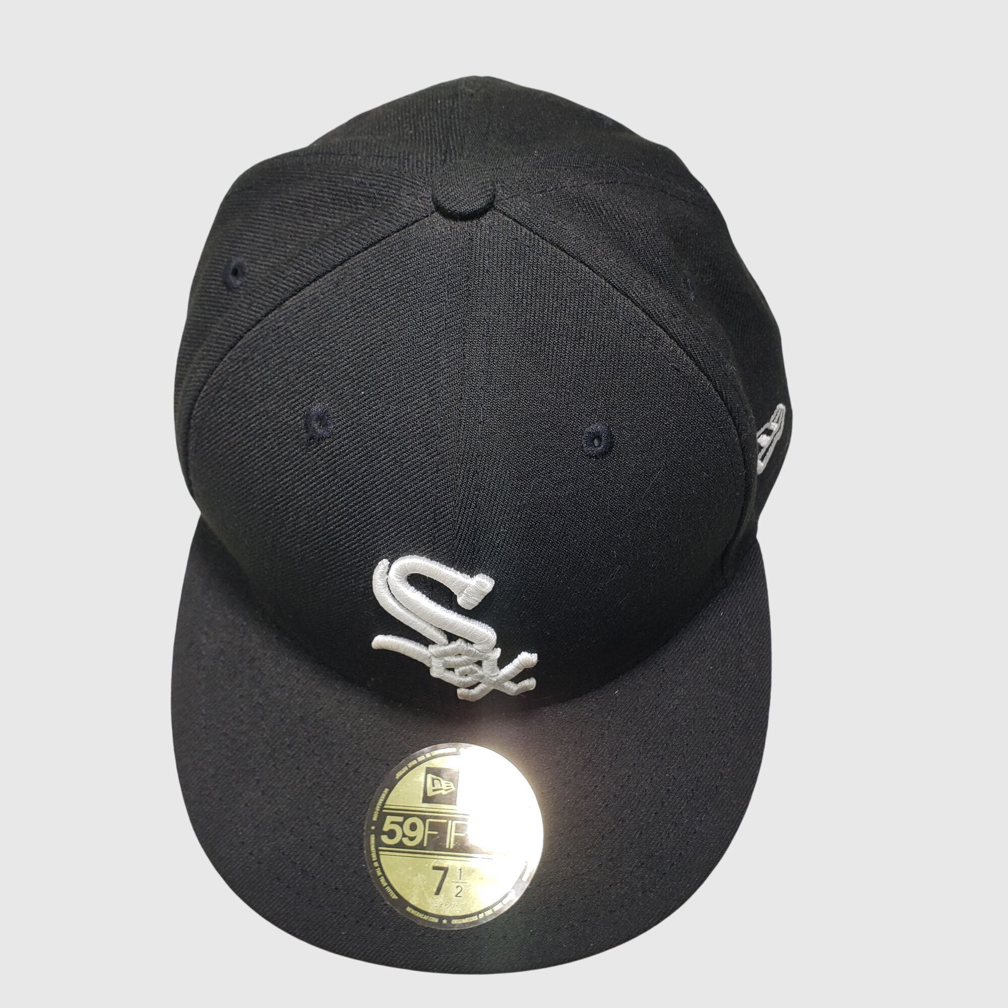 New Era New Era 59FIFTY Chicago White Sox Hat 7 1/2 Black Fitted Cap Size ONE SIZE - 5 Thumbnail