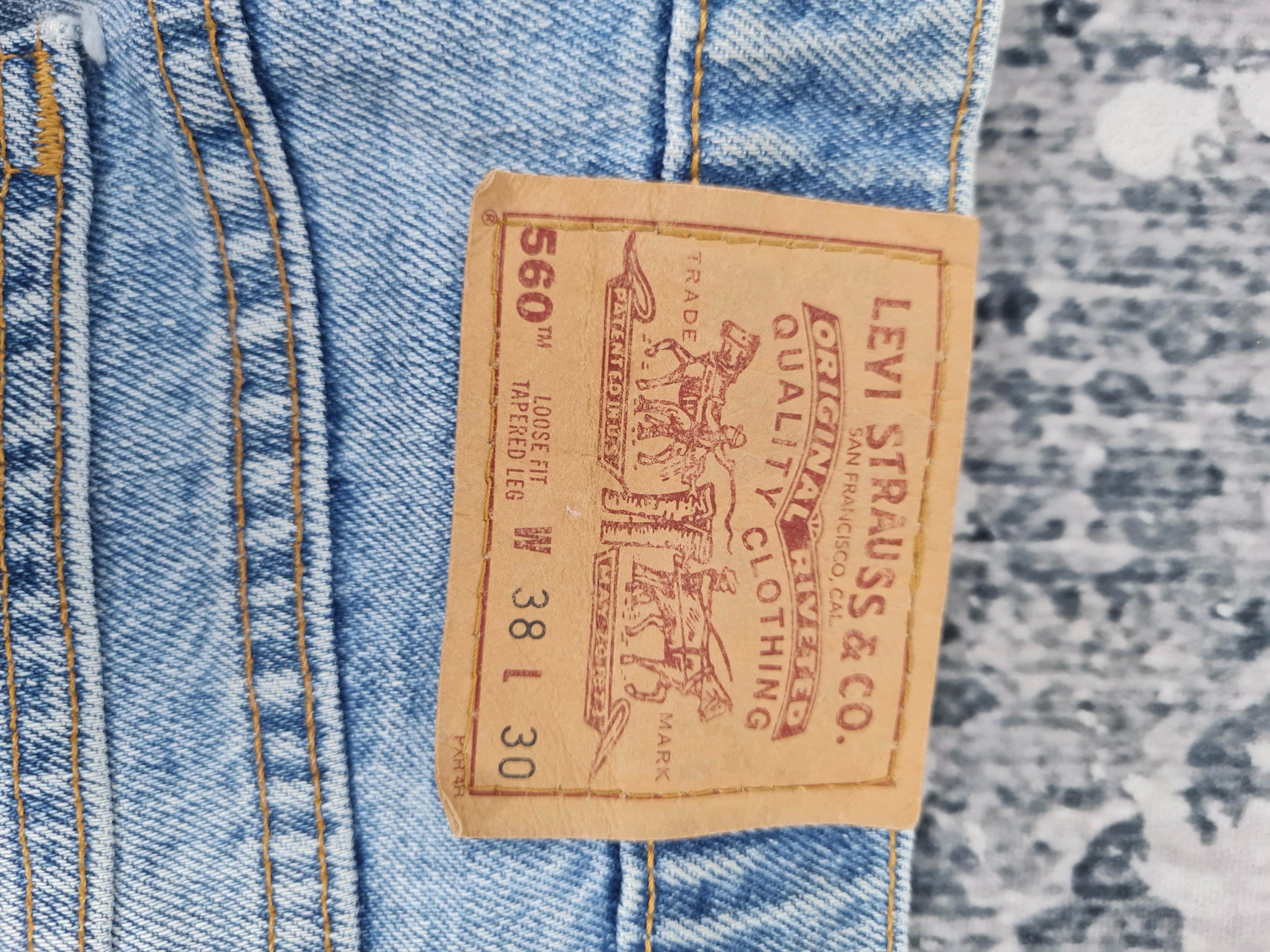 Levi's Vintage Clothing Vintage 90's LEVIS Light Blue Stain Jeans L0352 Size 34X33 Size US 34 / EU 50 - 10 Thumbnail