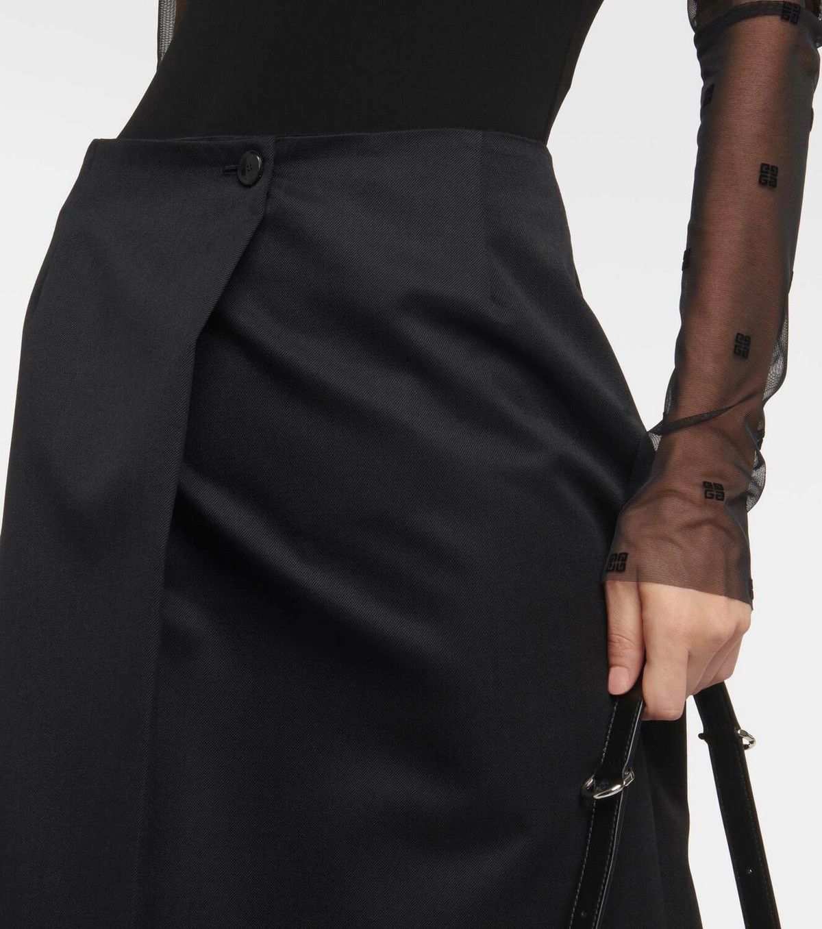 Givenchy o1y0925 Maxi Skirt in Black Size 27" / US 4 / IT 40 - 4 Thumbnail