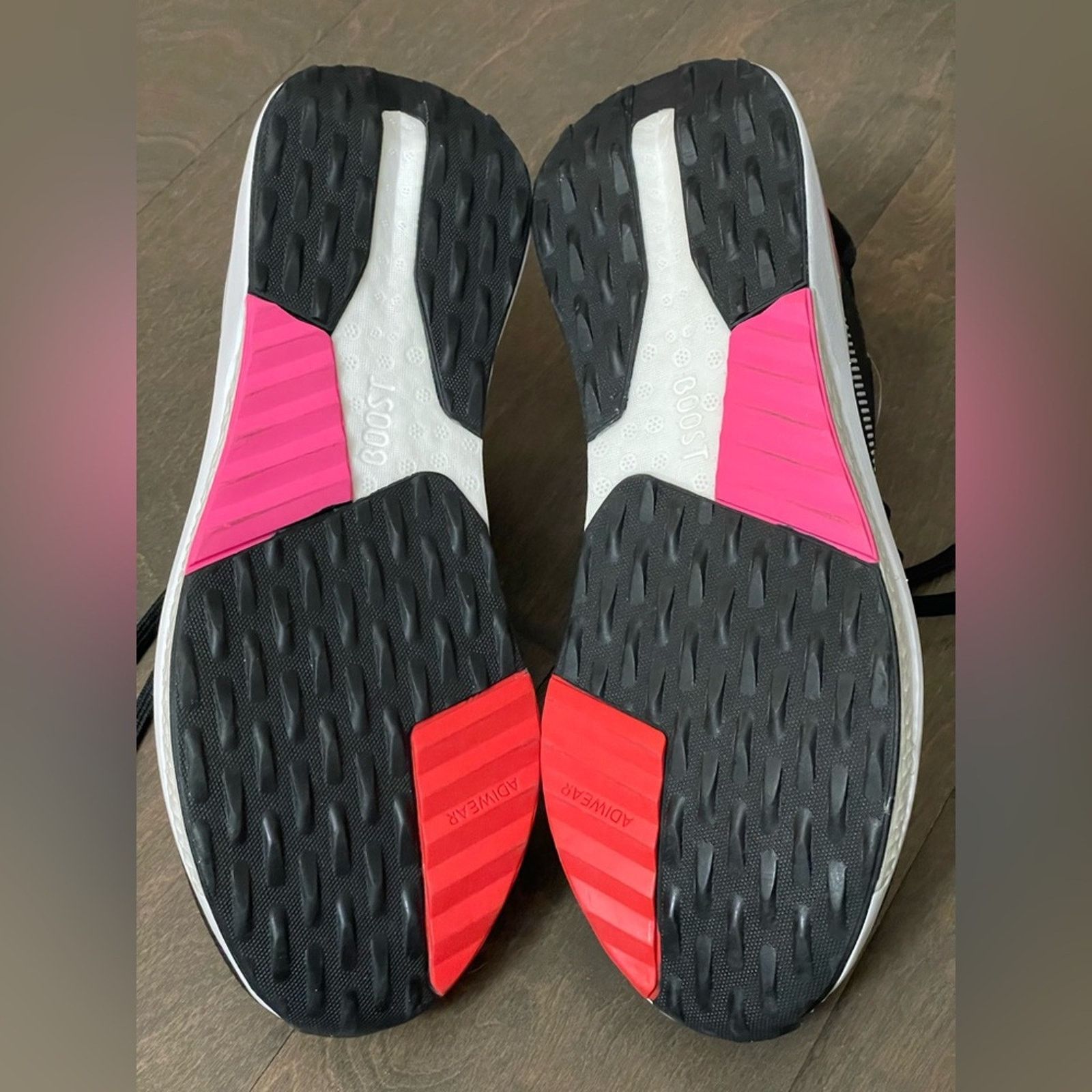 Adidas Adidas Womens Avryn in Core Black/Pink Fusion - Size 9 Size US 9 / IT 39 - 8 Thumbnail