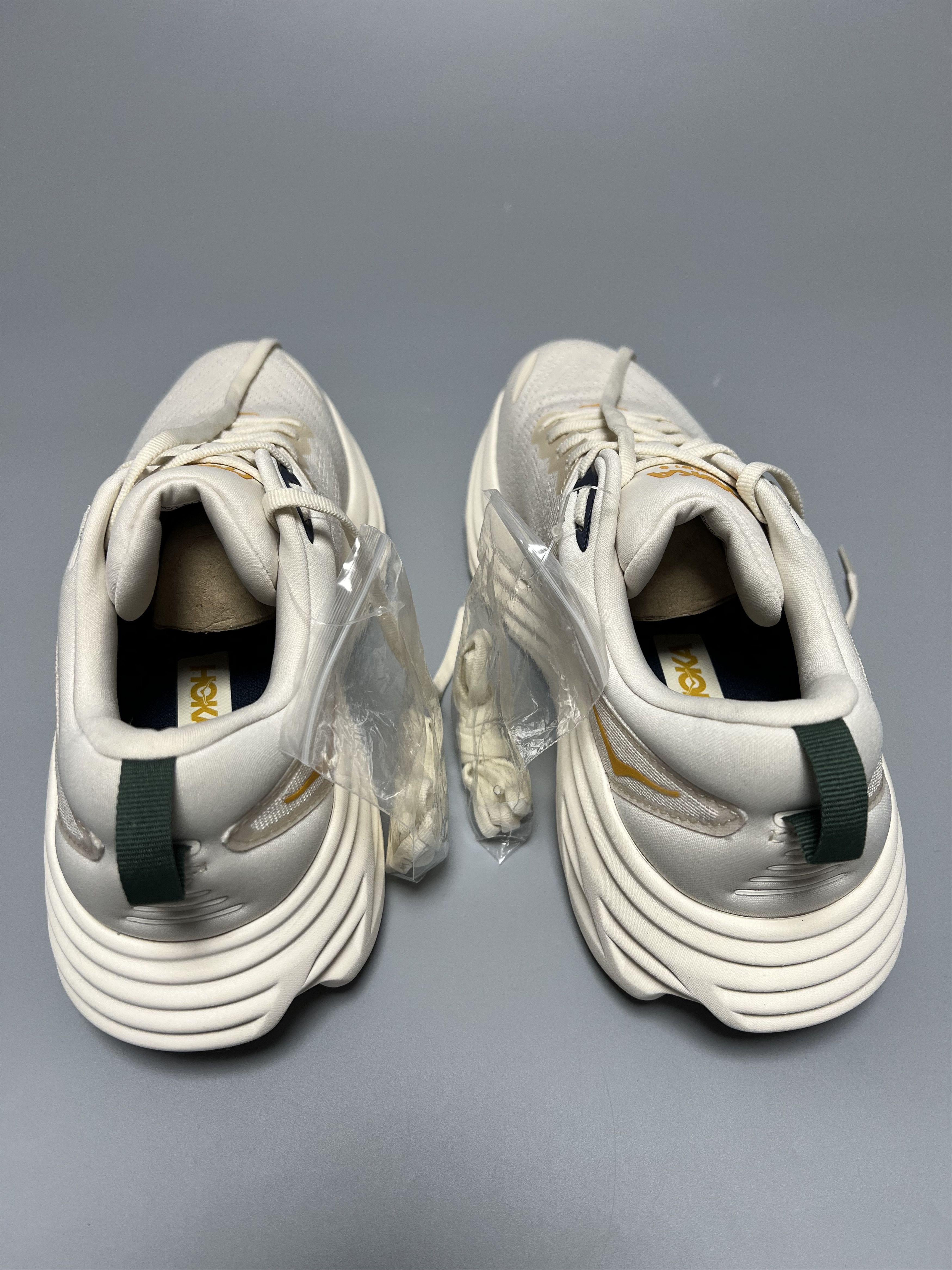 Hoka 9D Sample Hoka One One Bondi 8 Running Shoes Size US 9 / EU 42 - 14 Thumbnail