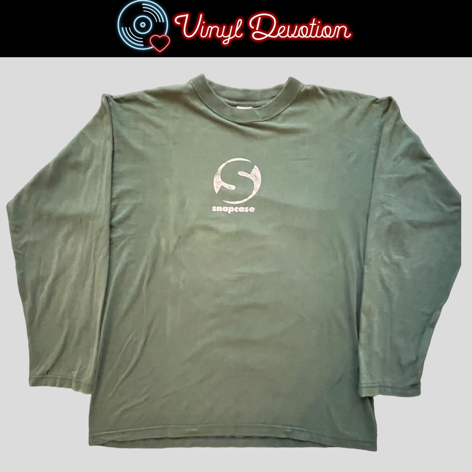 snapcase lookinglasself T-shirt | DIRTY BOOTH