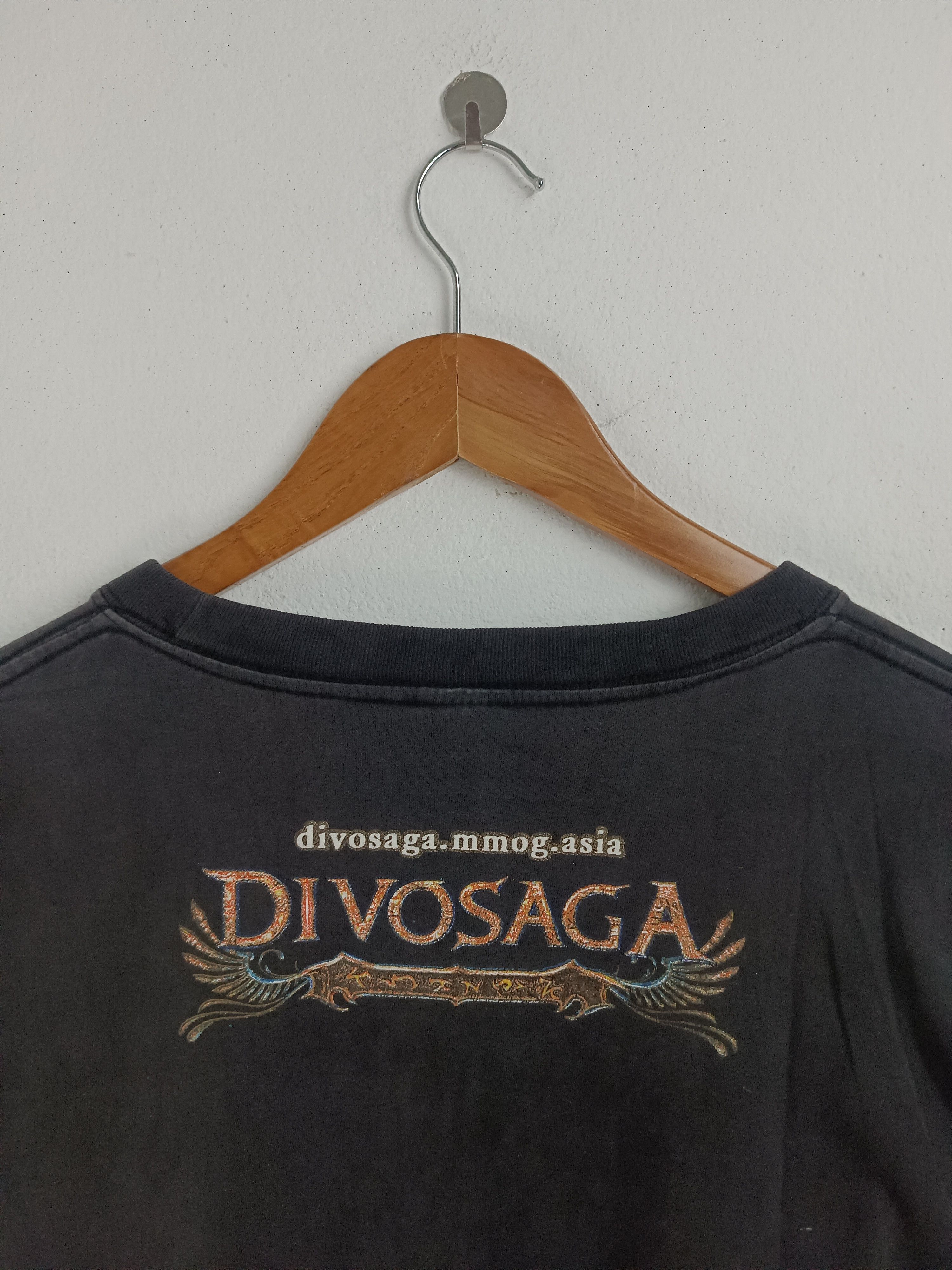 Microsoft VINTAGE Y2K MMORPG DIVOSAGA ASIA VERY RARE fantasy warcraft Size US XL / EU 56 / 4 - 13 Thumbnail