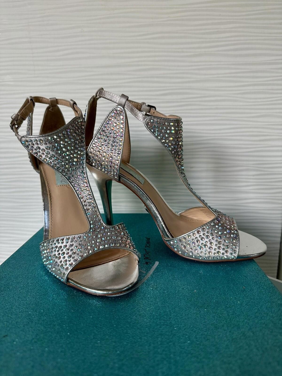 Betsey Johnson Betsey Johnson Formal Rhinestone Heels SB- I Do 7.5 Size US 7.5 / IT 37.5 - 1 Thumbnail